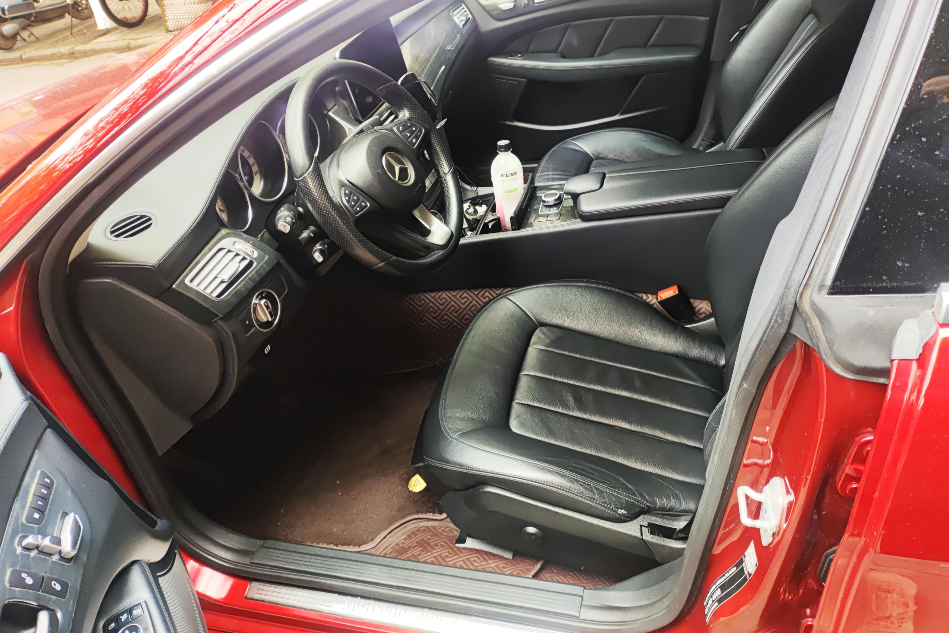 Mercedes-Benz CLS Class 2016 car image #23