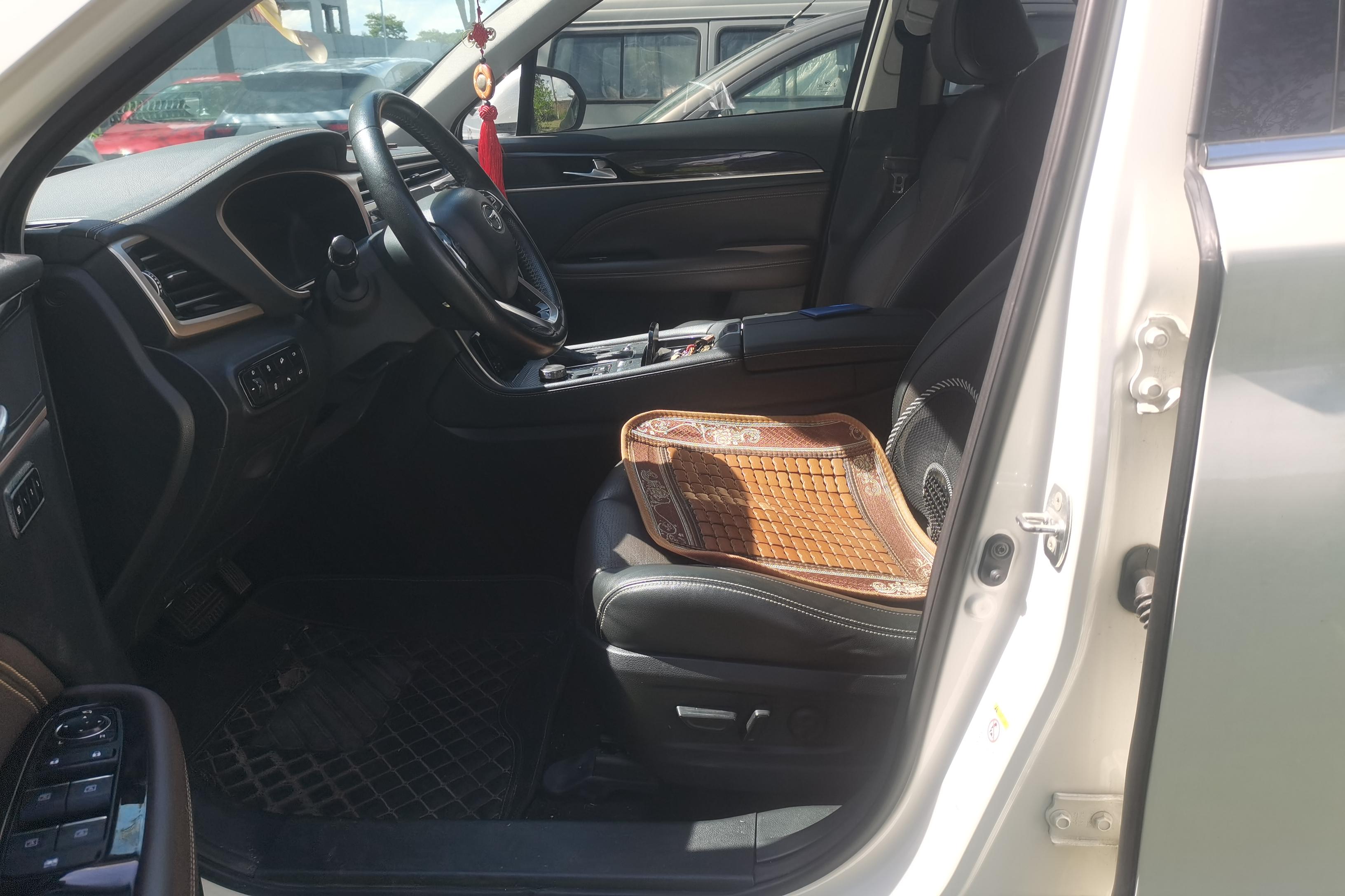 GAC Trumpchi GS5 2018 #23 GAC Trumpchi GS5 2018 car image #23