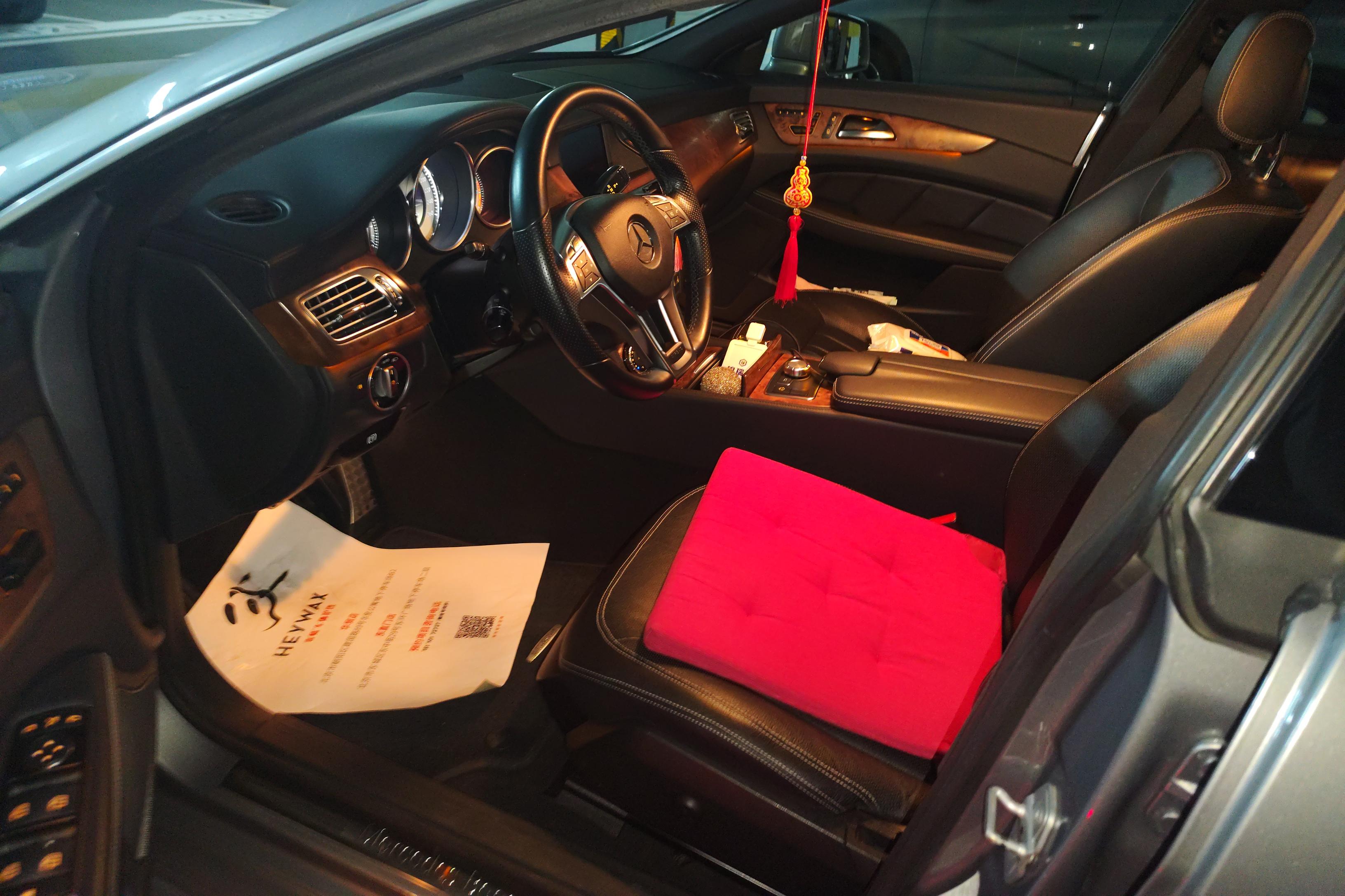 Mercedes-Benz CLS Class 2011 car image #23