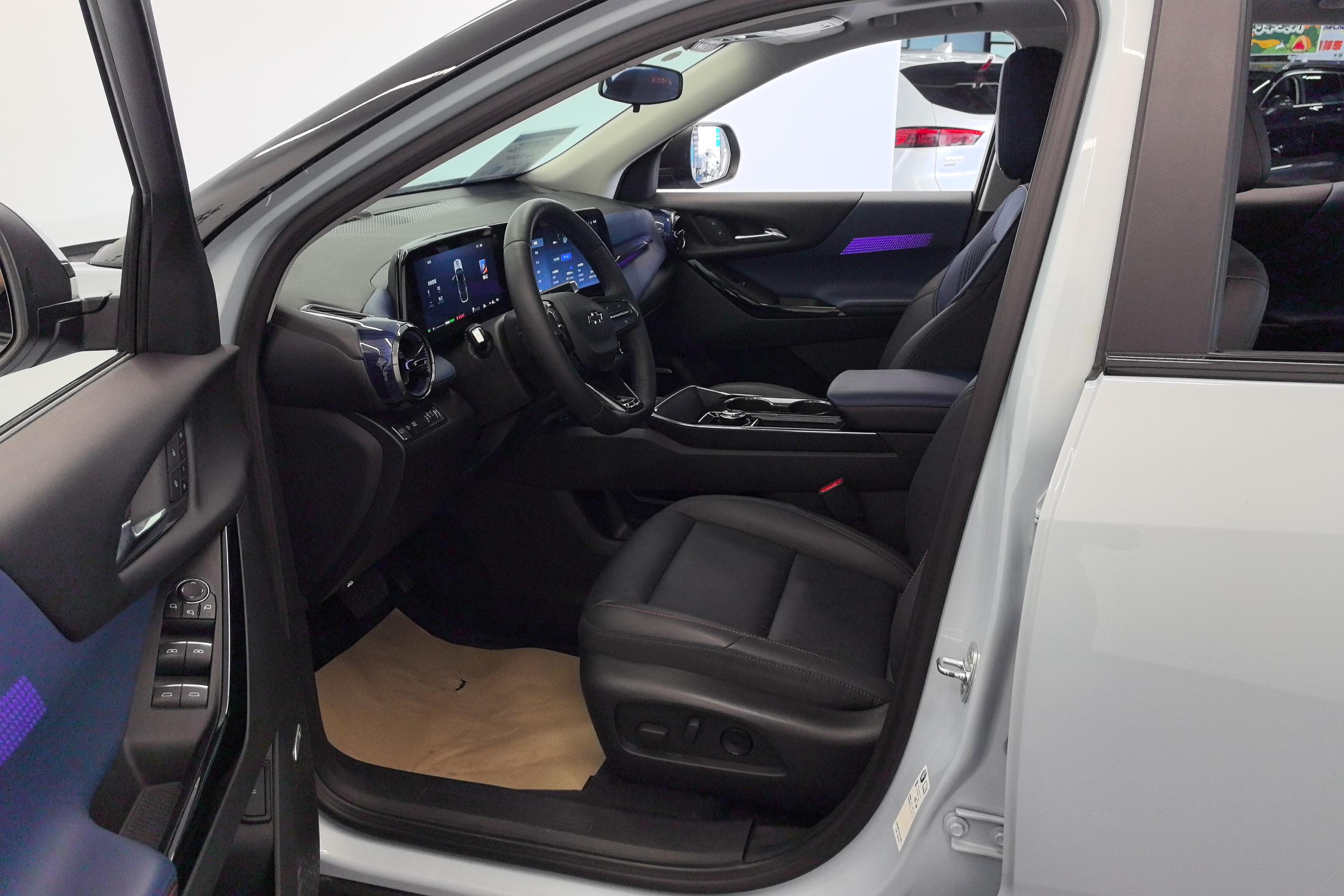 Chevrolet Equinox Plus 2024 #23 Chevrolet Equinox Plus 2024 car image #23