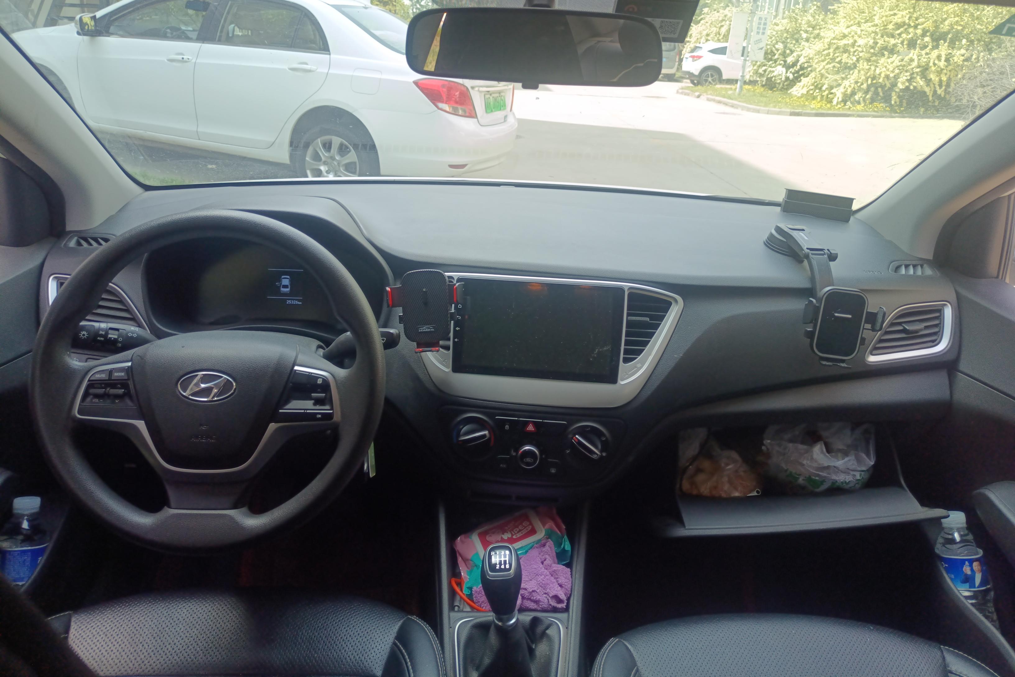 Hyundai Verna 2021 car image #23