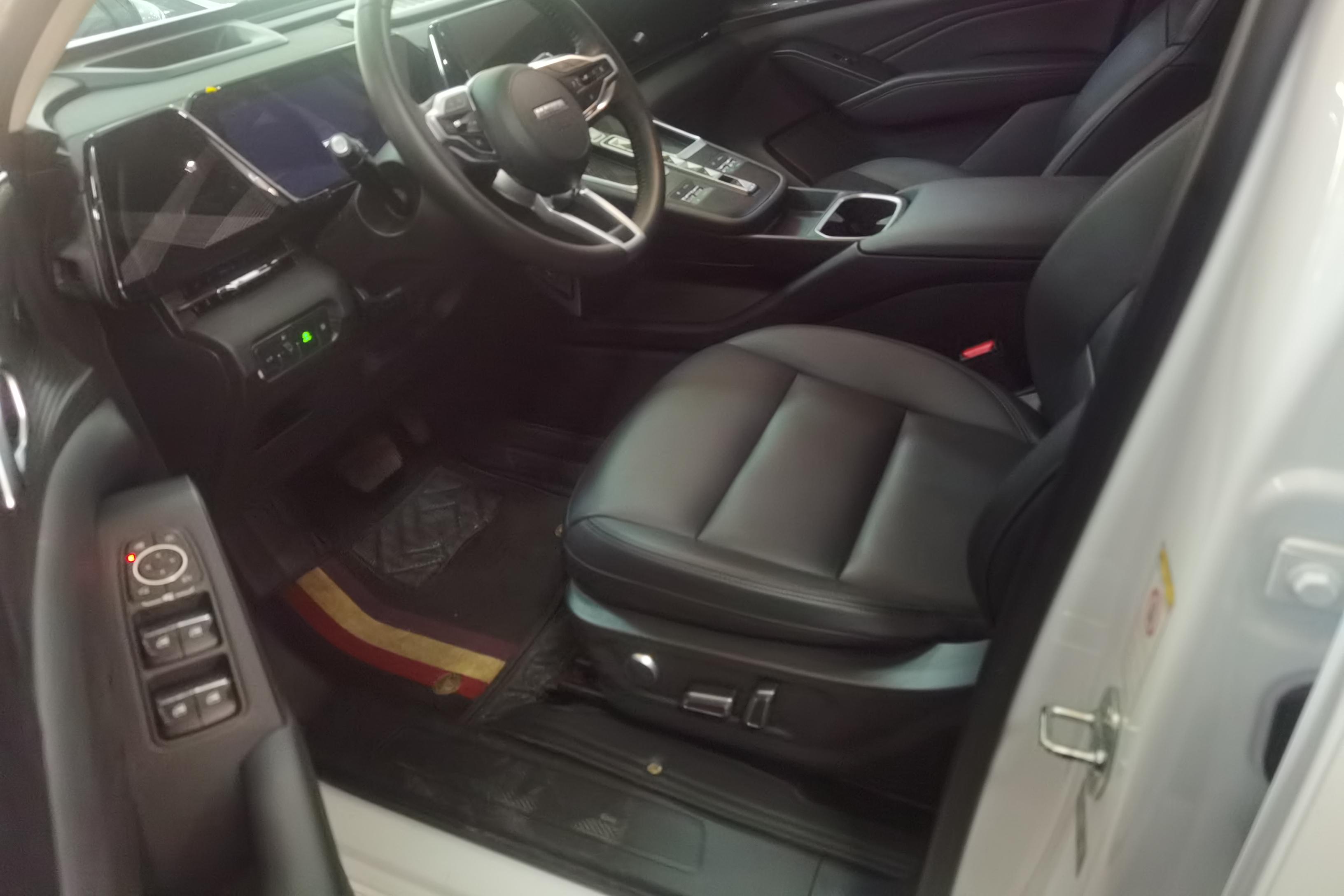 Haval Fierce Dragon MAX 2023 #23 Haval Fierce Dragon MAX 2023 car image #23