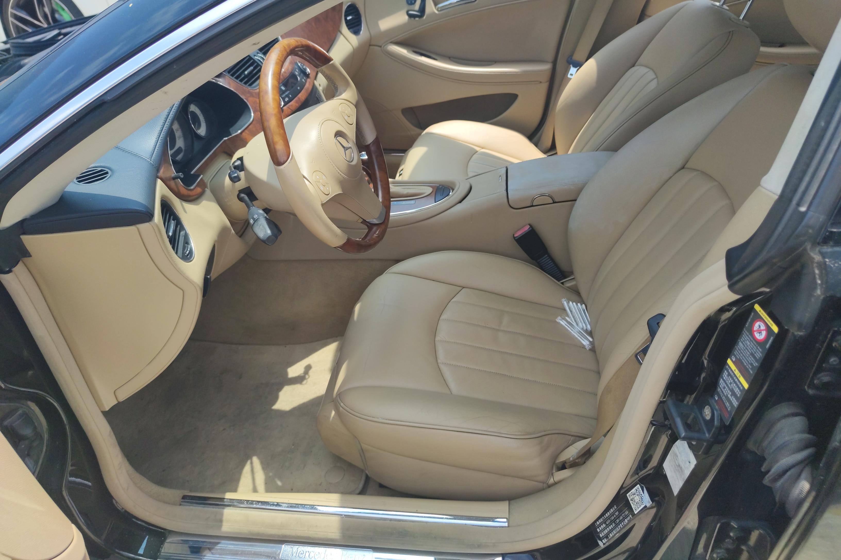 Mercedes-Benz CLS AMG 2010 #23 Mercedes-Benz CLS AMG 2010 car image #23