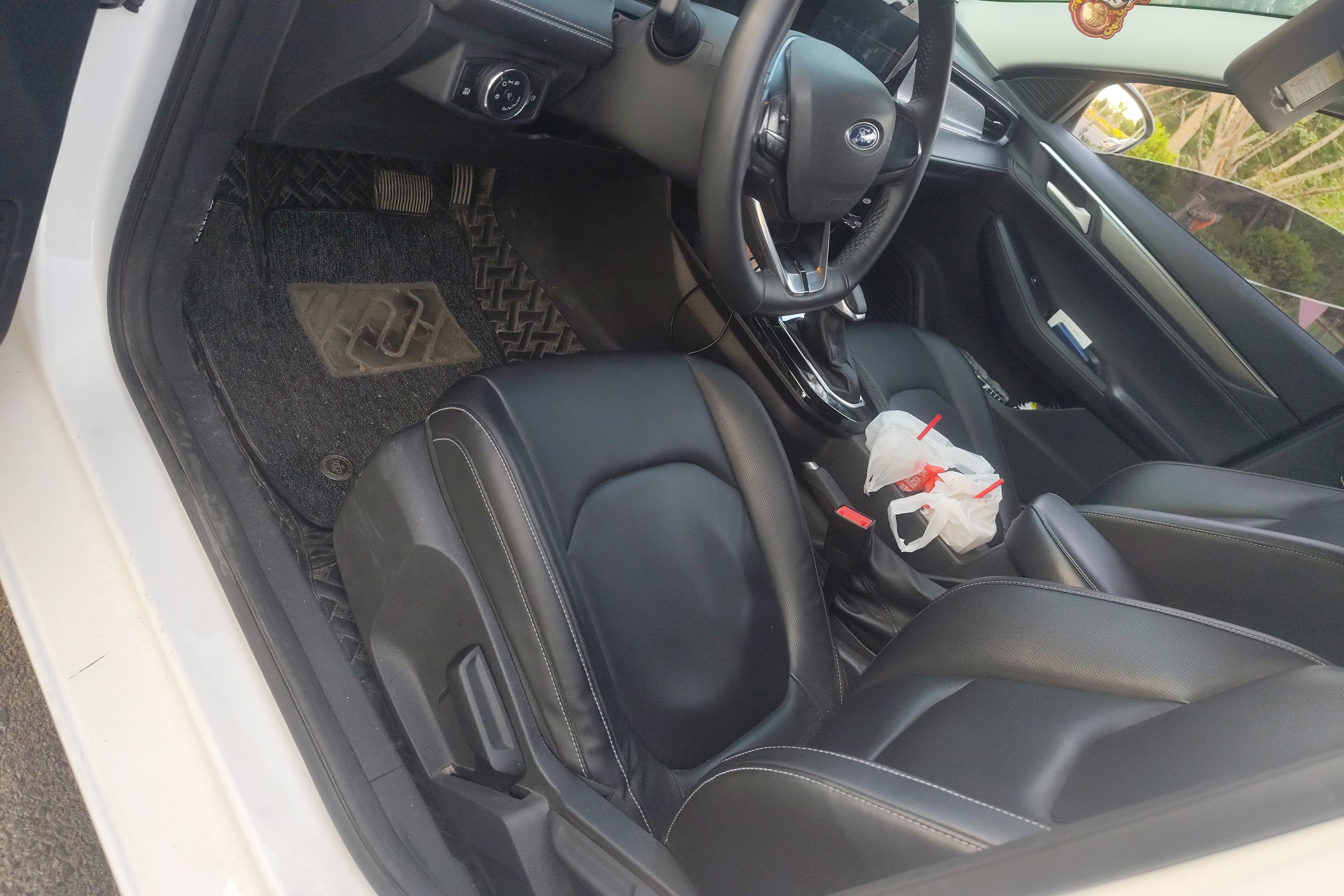 Ford Escort 2022 imagem de carro #23