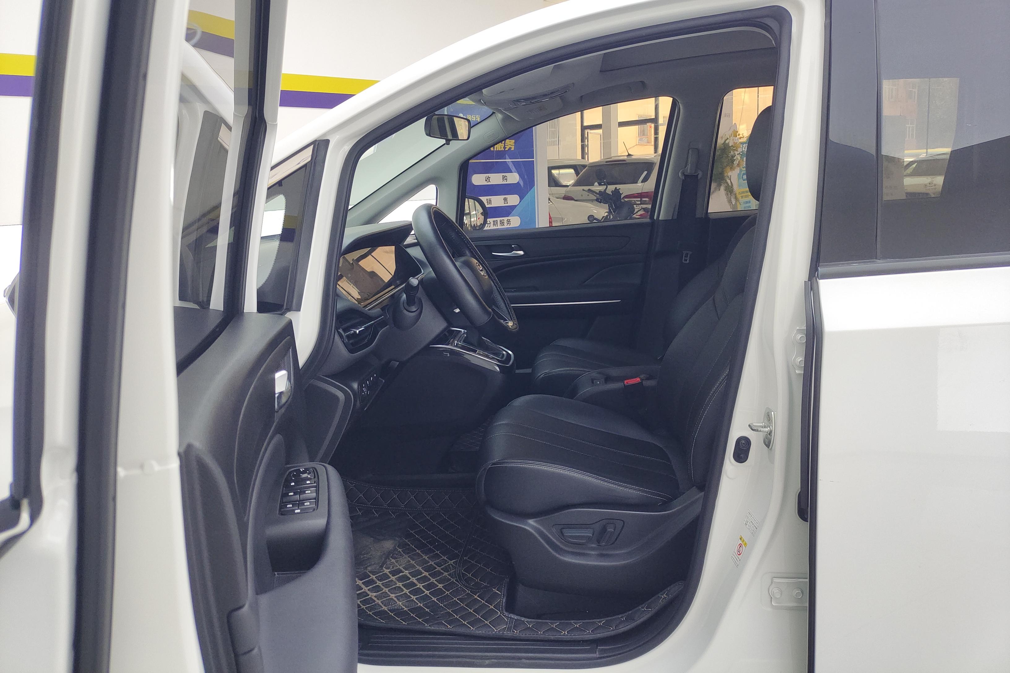 GAC Trumpchi M6 2020 car image #23