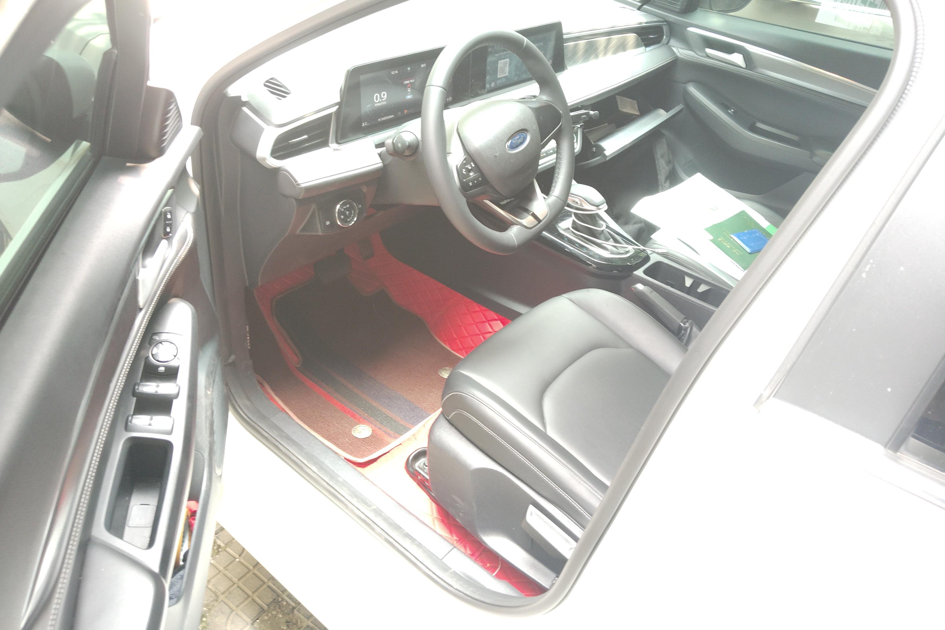 Ford Escort 2017 car image #23