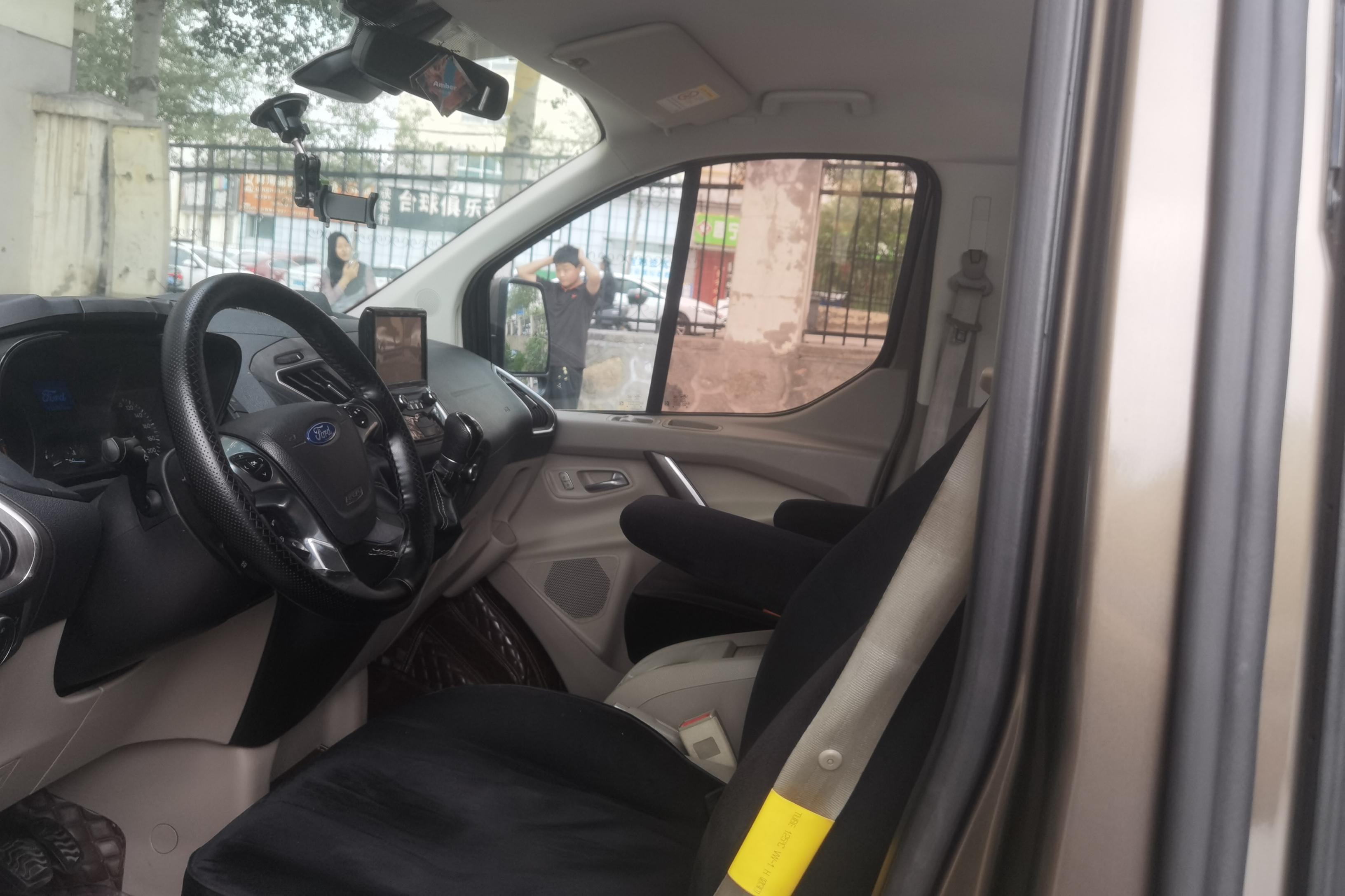 Ford Tourneo 2017 #23 Ford Tourneo 2017 car image #23