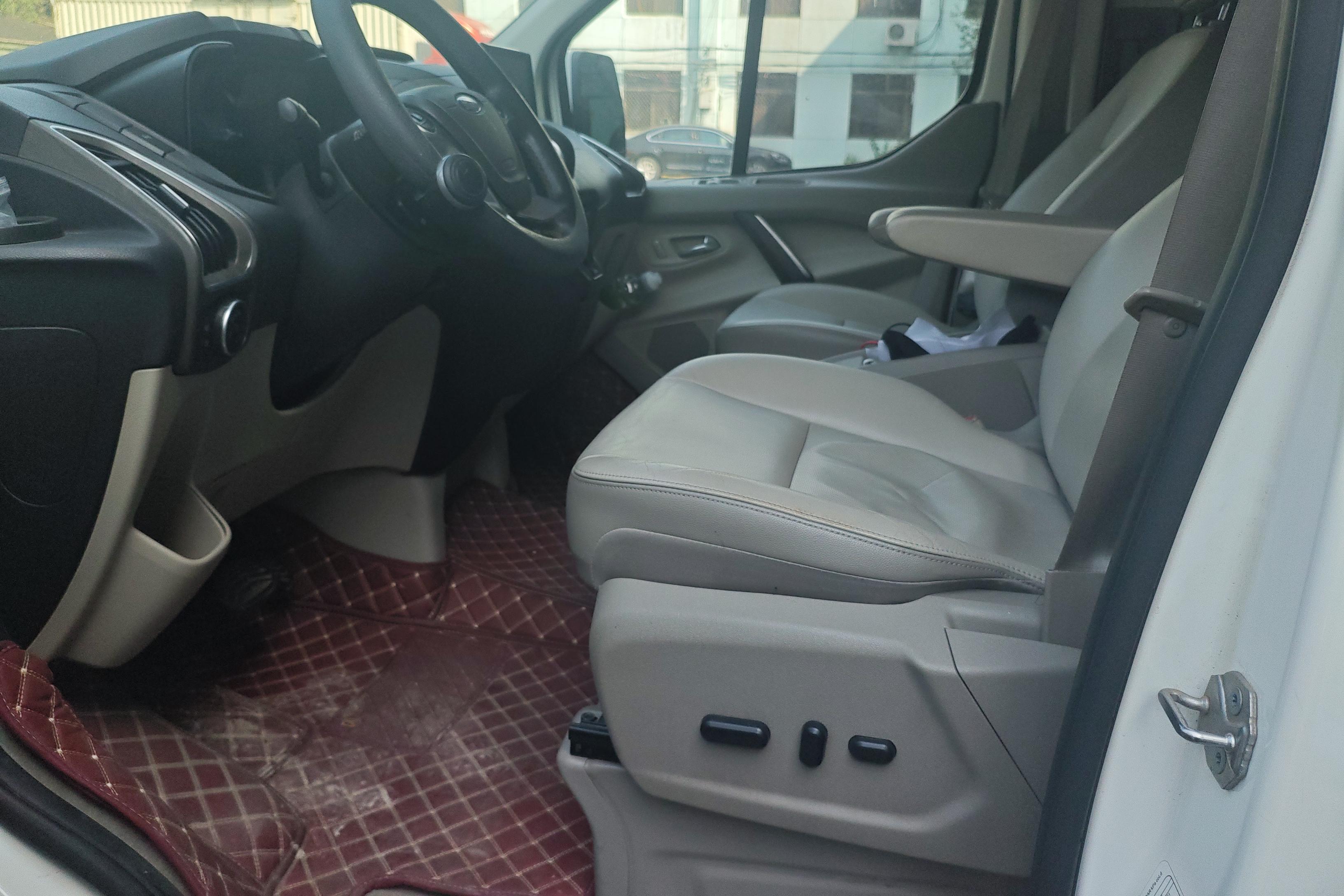 Ford Tourneo 2017 #23 Ford Tourneo 2017 car image #23