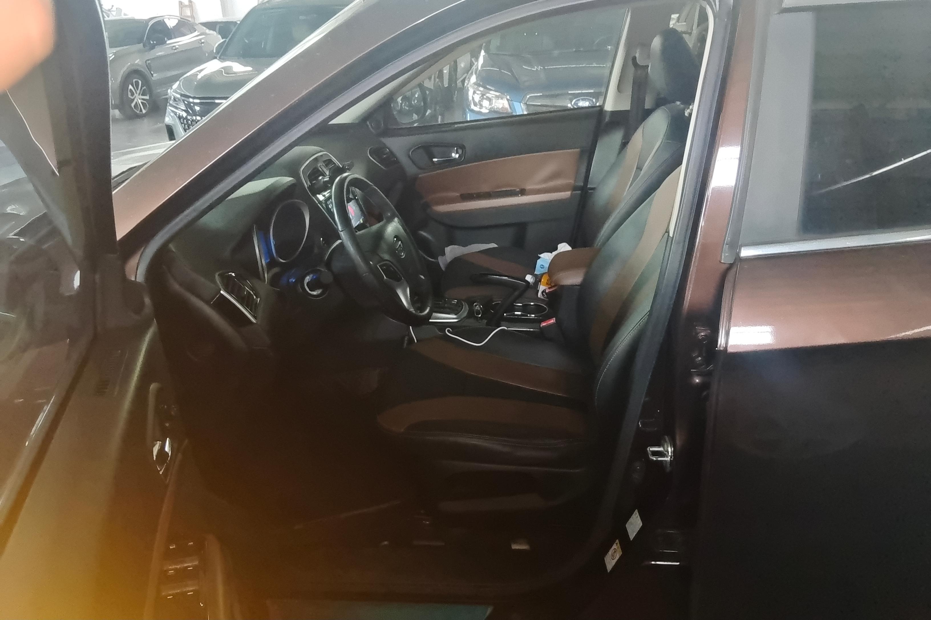 GAC Trumpchi GS5 2016 #23 GAC Trumpchi GS5 2016 car image #23