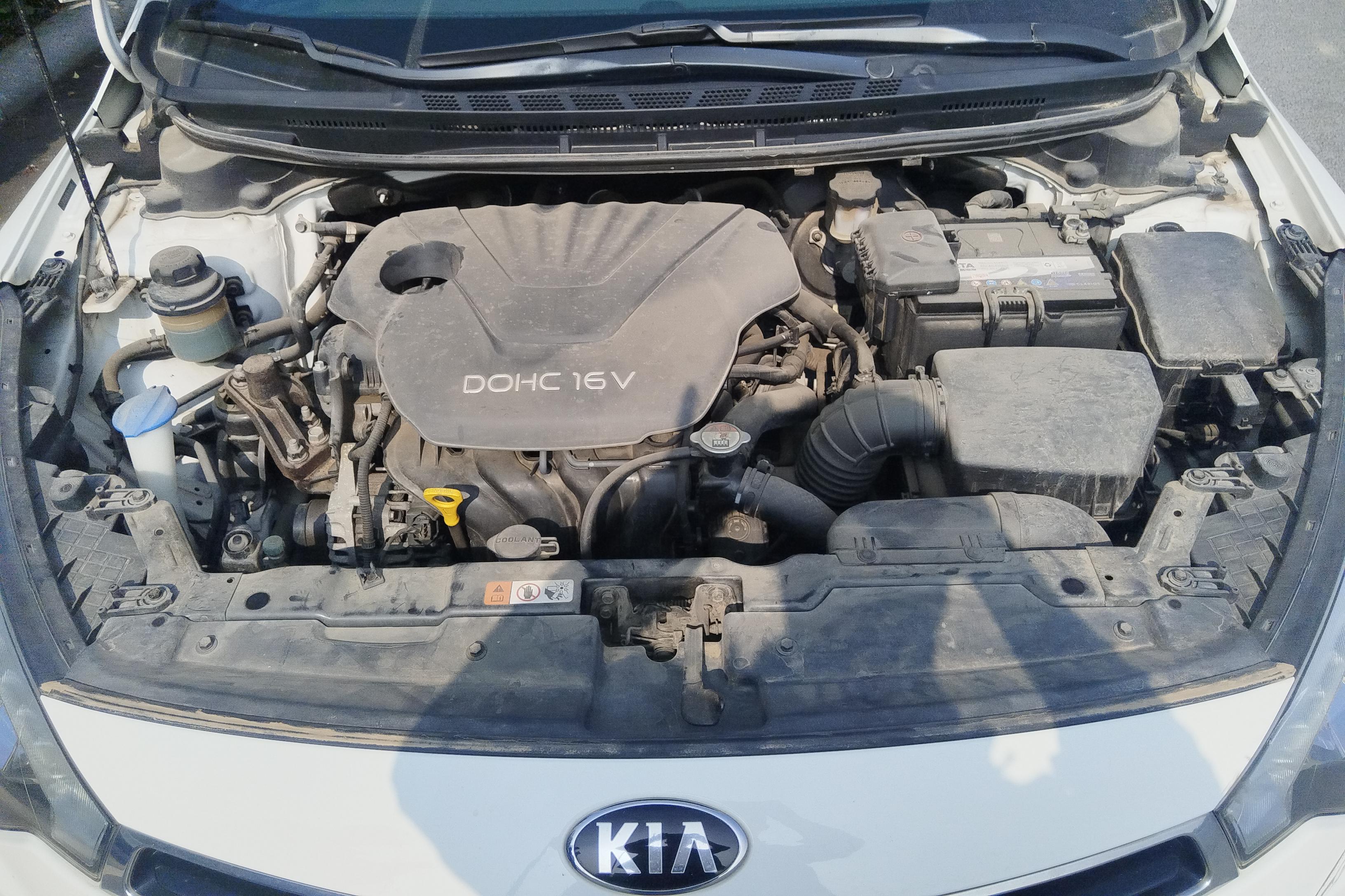 Kia Forte Koup 2014 car image #23