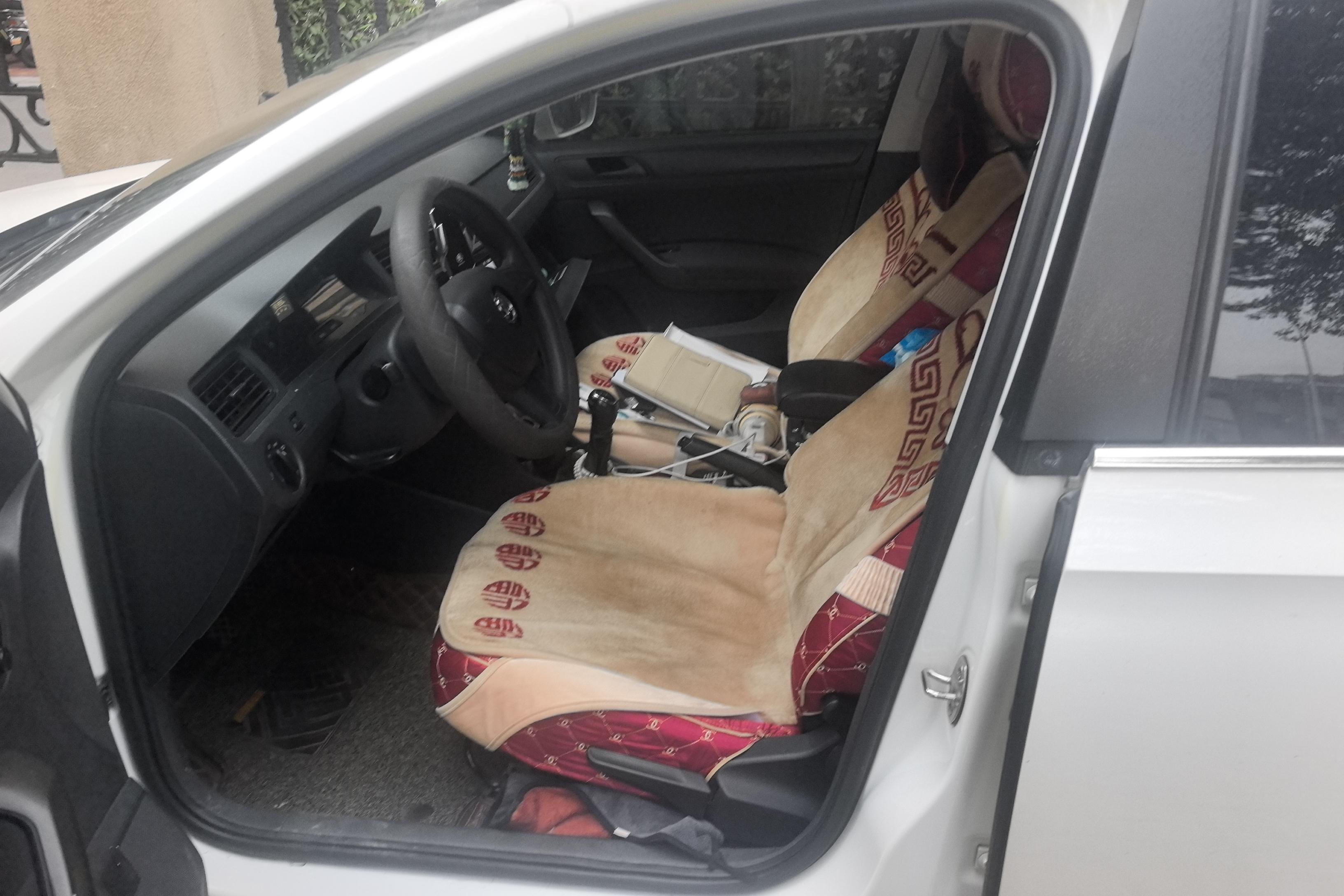 Skoda Rapid Spaceback 2016 car image #23