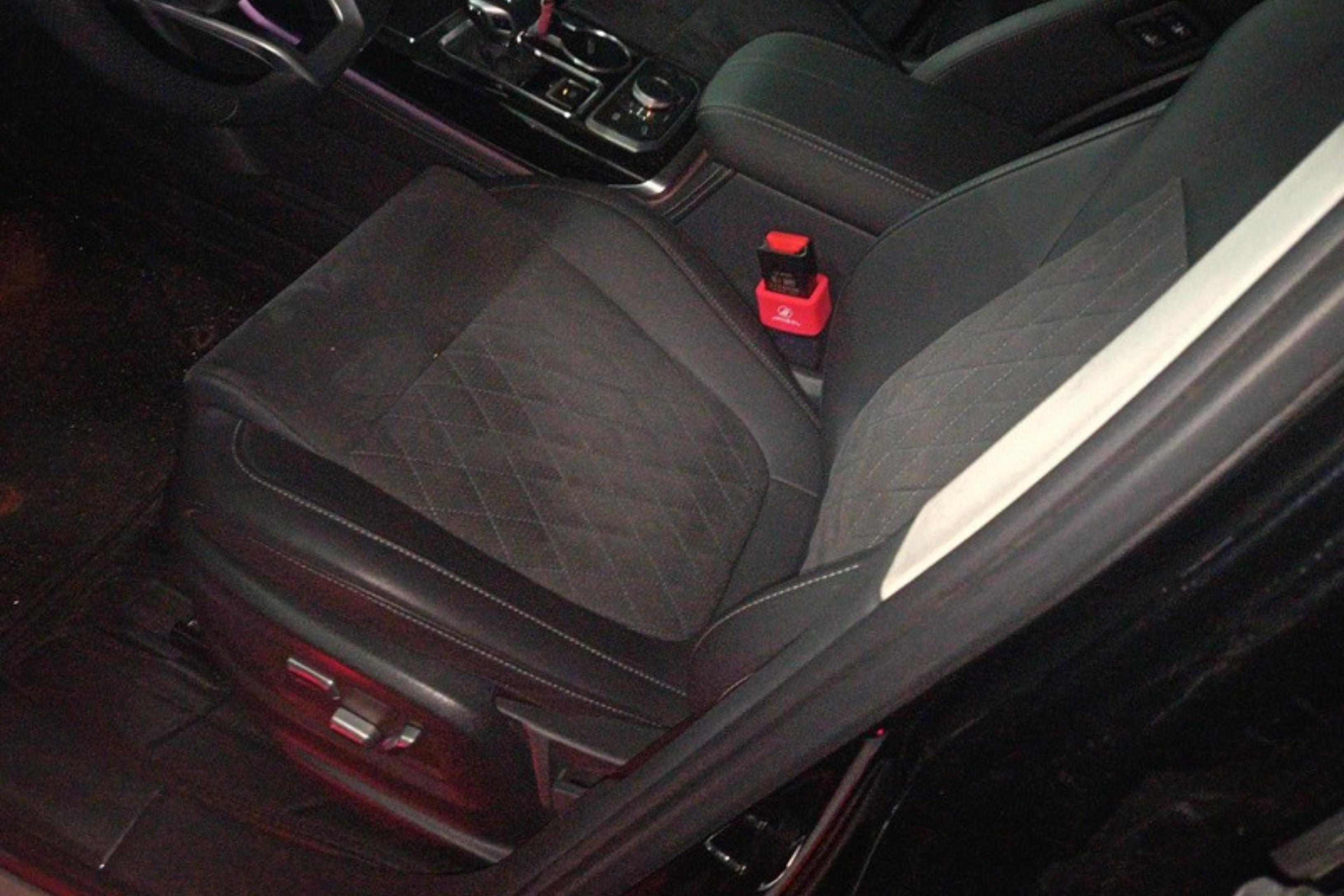 HongQi HS7 2023 car image #23