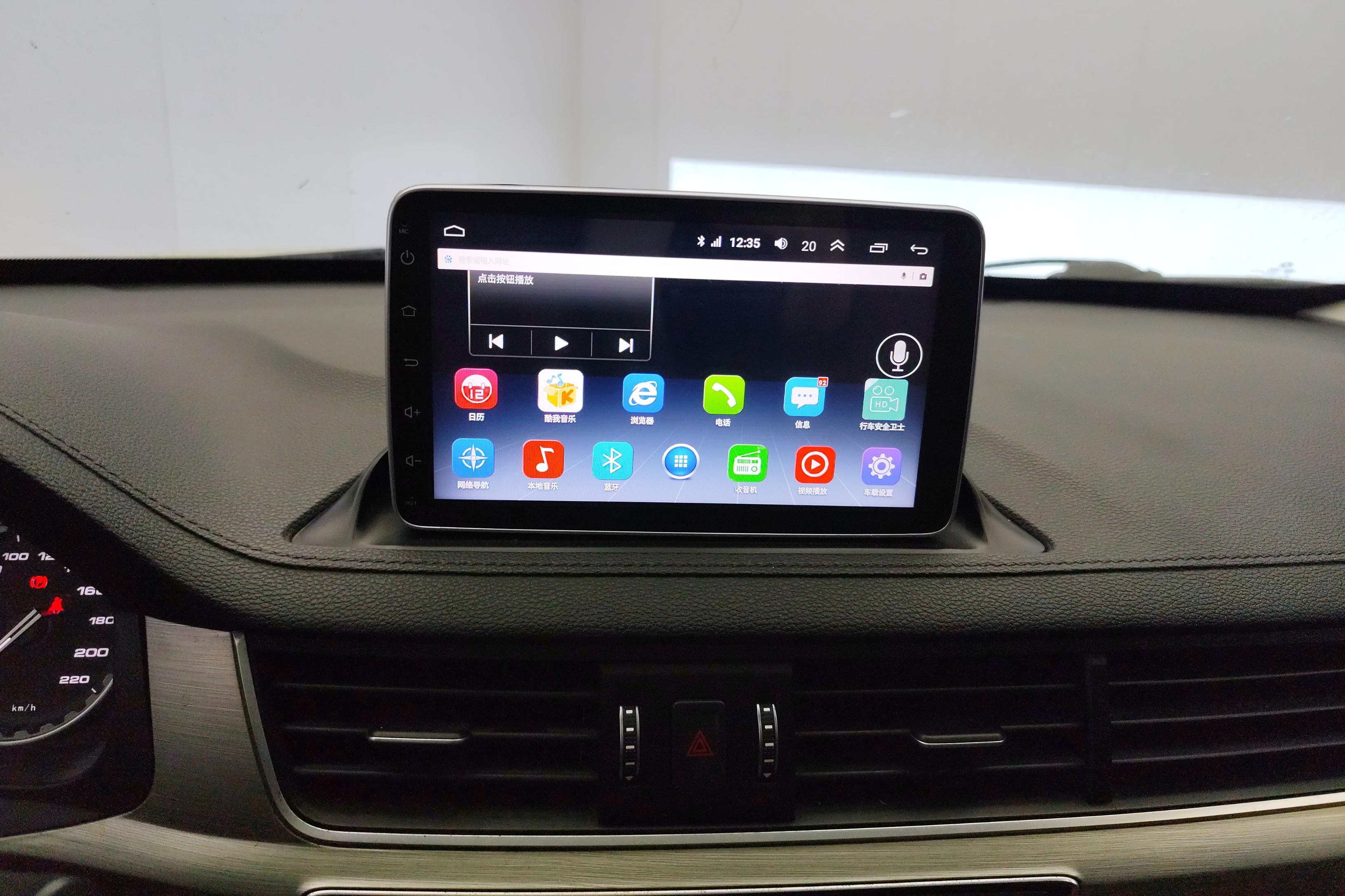 Forthing JOYEAR X6 2018 #23 Forthing JOYEAR X6 2018 car image #23