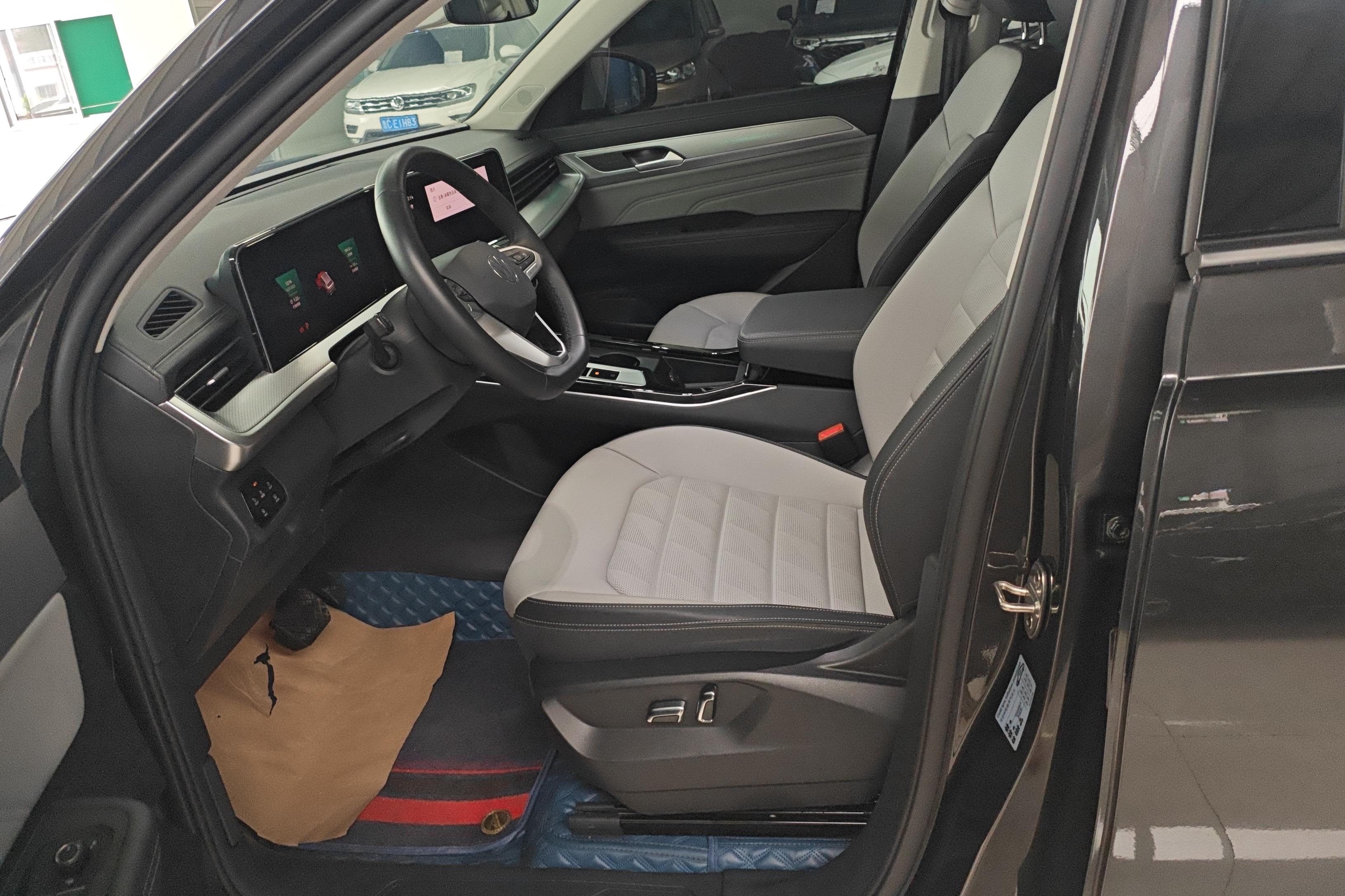 Volkswagen Tavendor 2023 #23 Volkswagen Tavendor 2023 car image #23