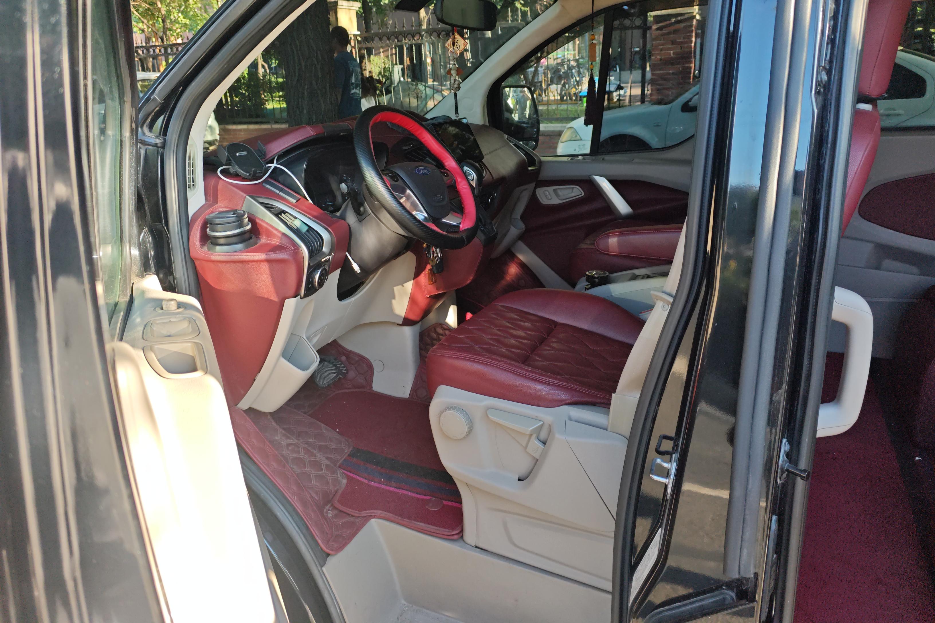 Ford Tourneo 2018 car image #23