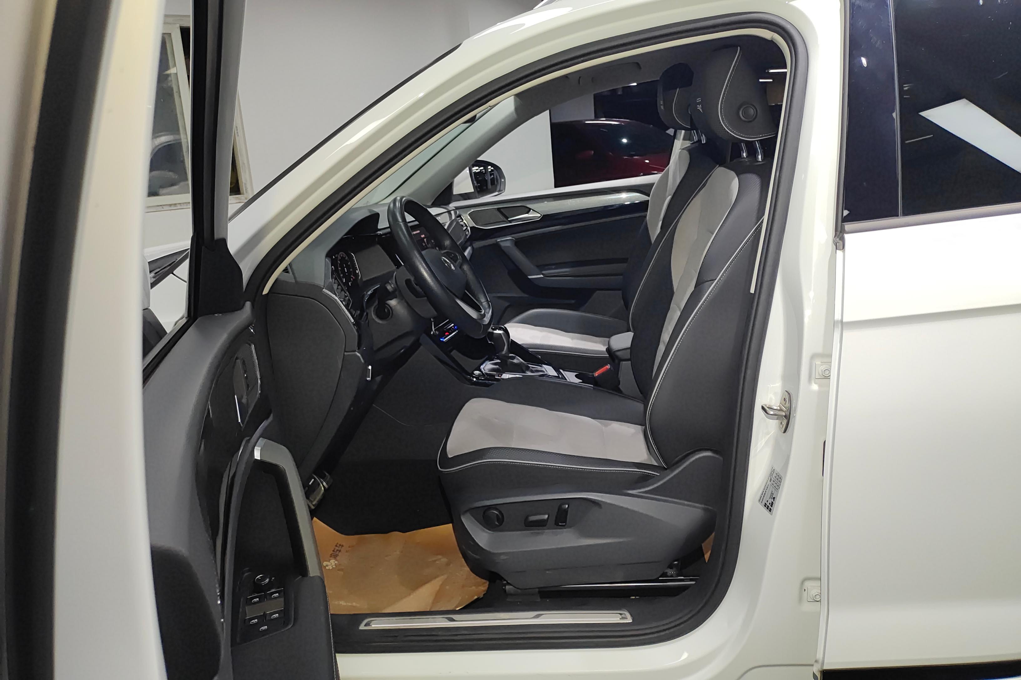 Volkswagen Tayron X 2020 #23 Volkswagen Tayron X 2020 car image #23