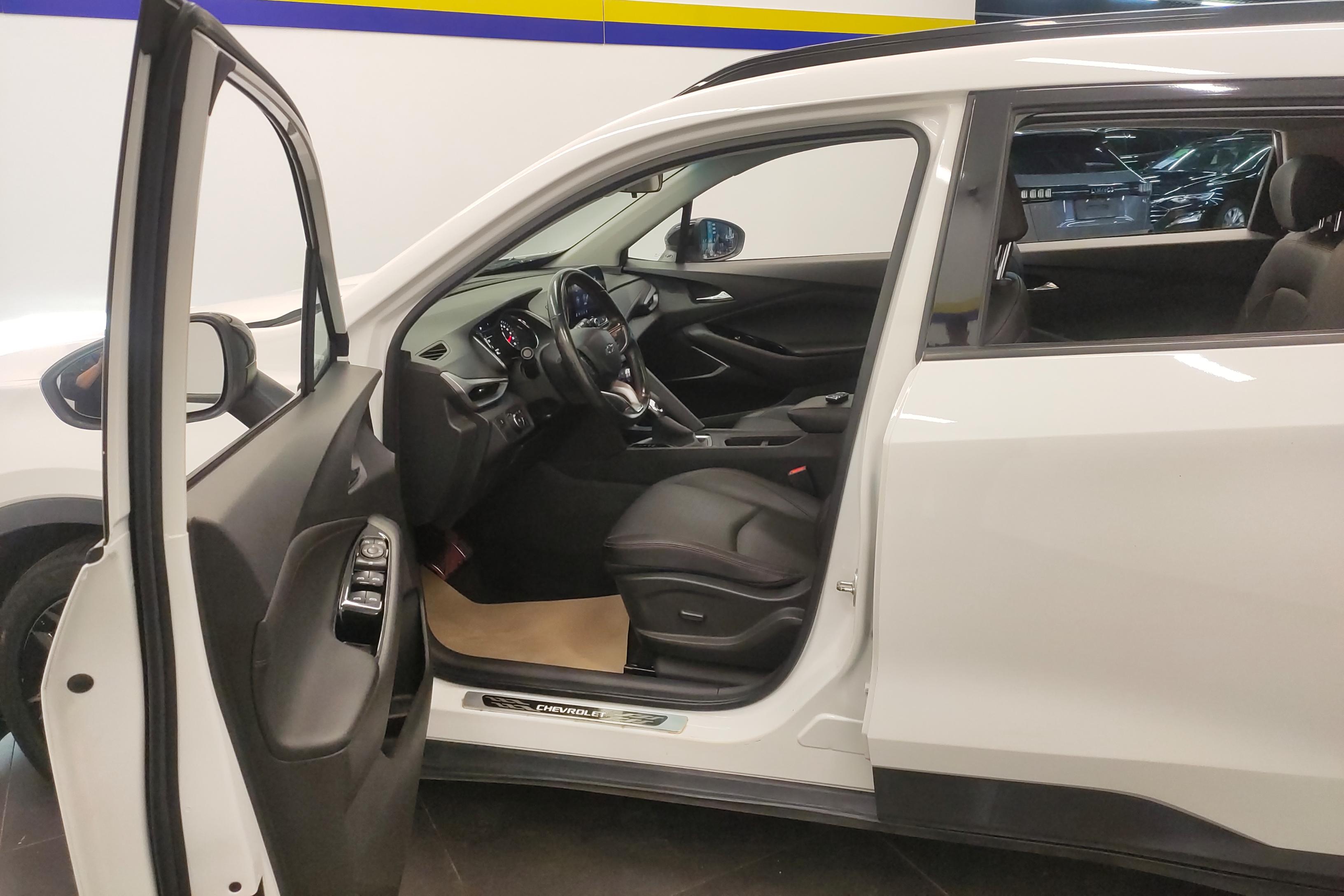 Chevrolet Orlando 2018 #23 Chevrolet Orlando 2018 car image #23