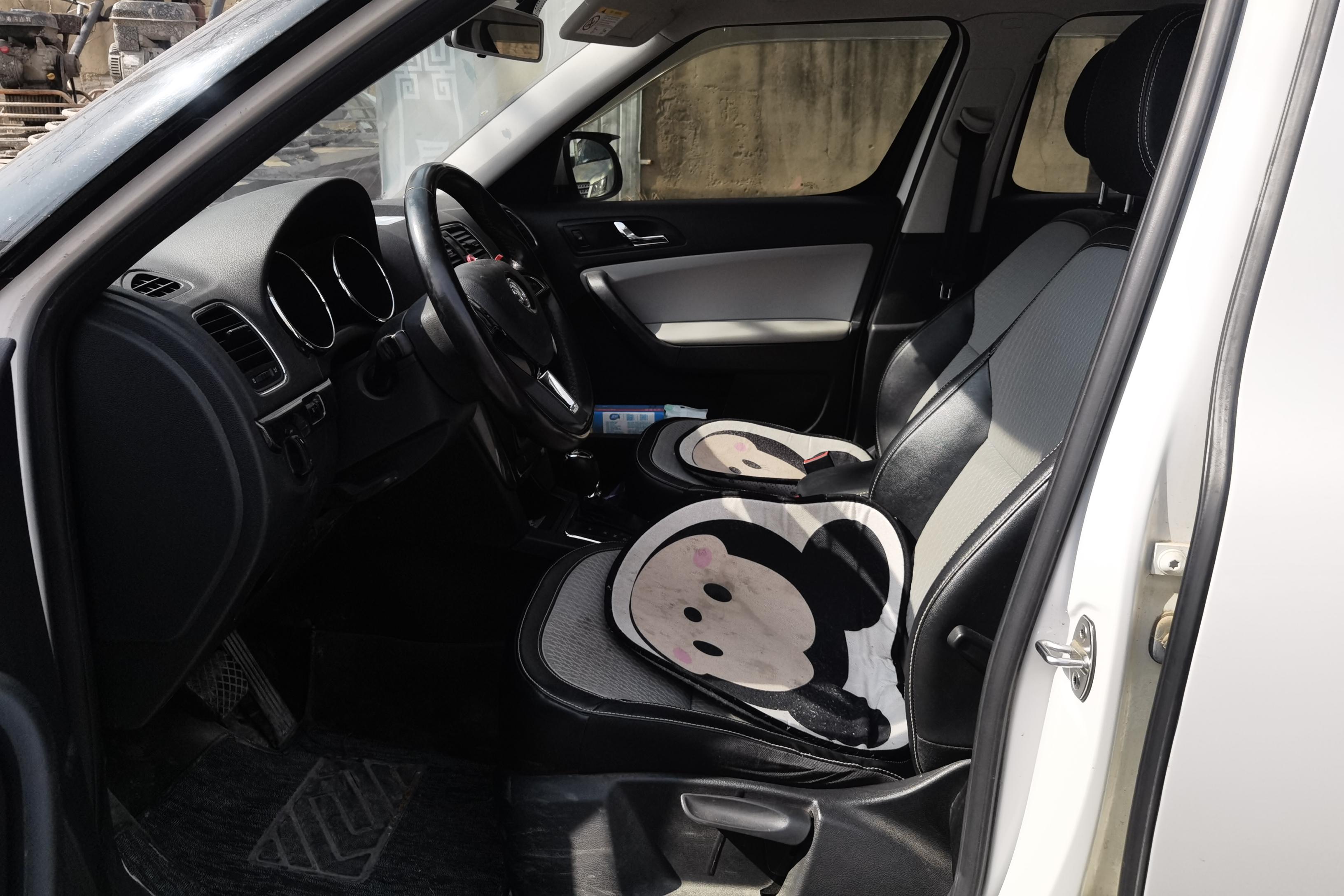 Skoda Yeti 2018 car image #23