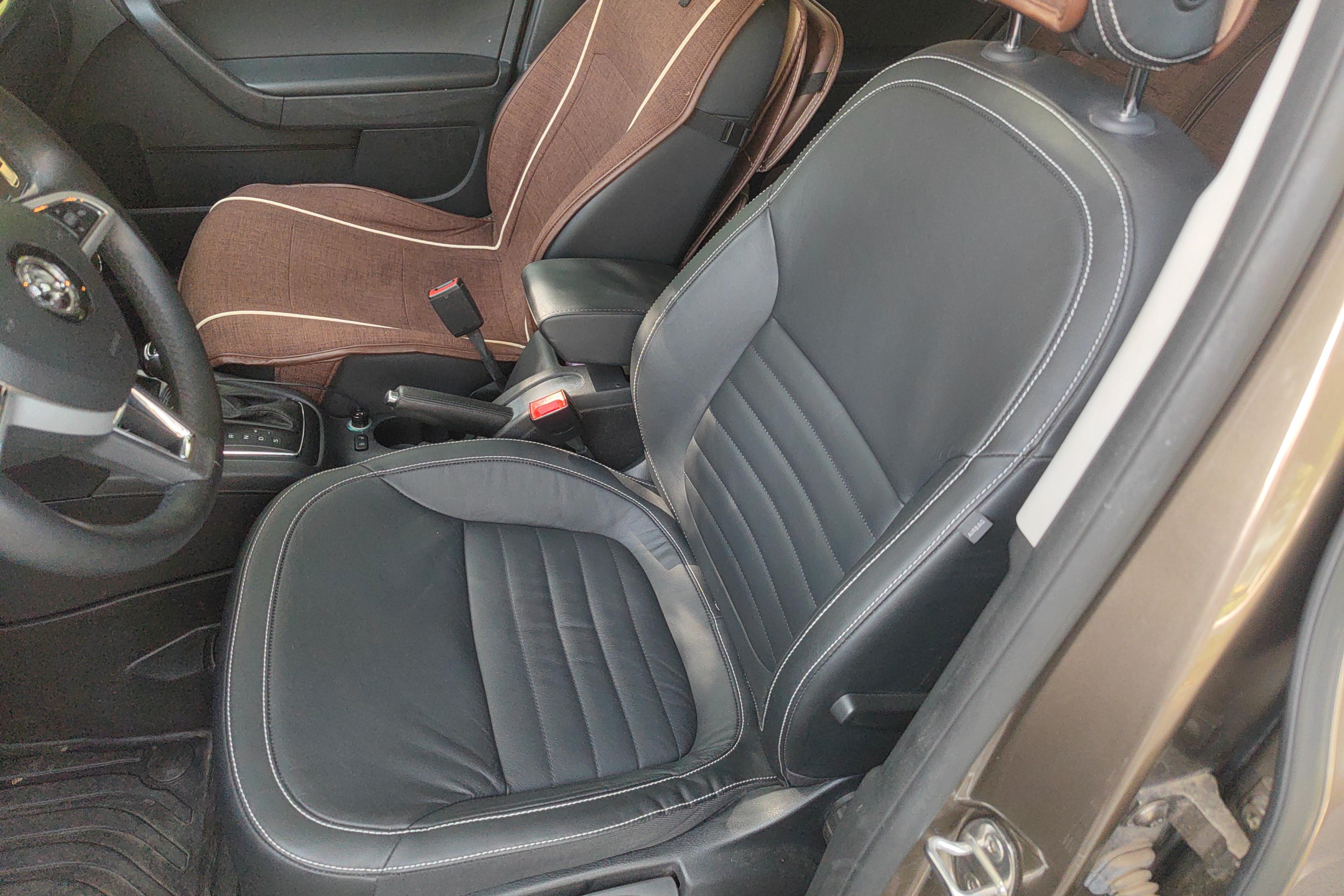 Skoda Yeti 2018 car image #23