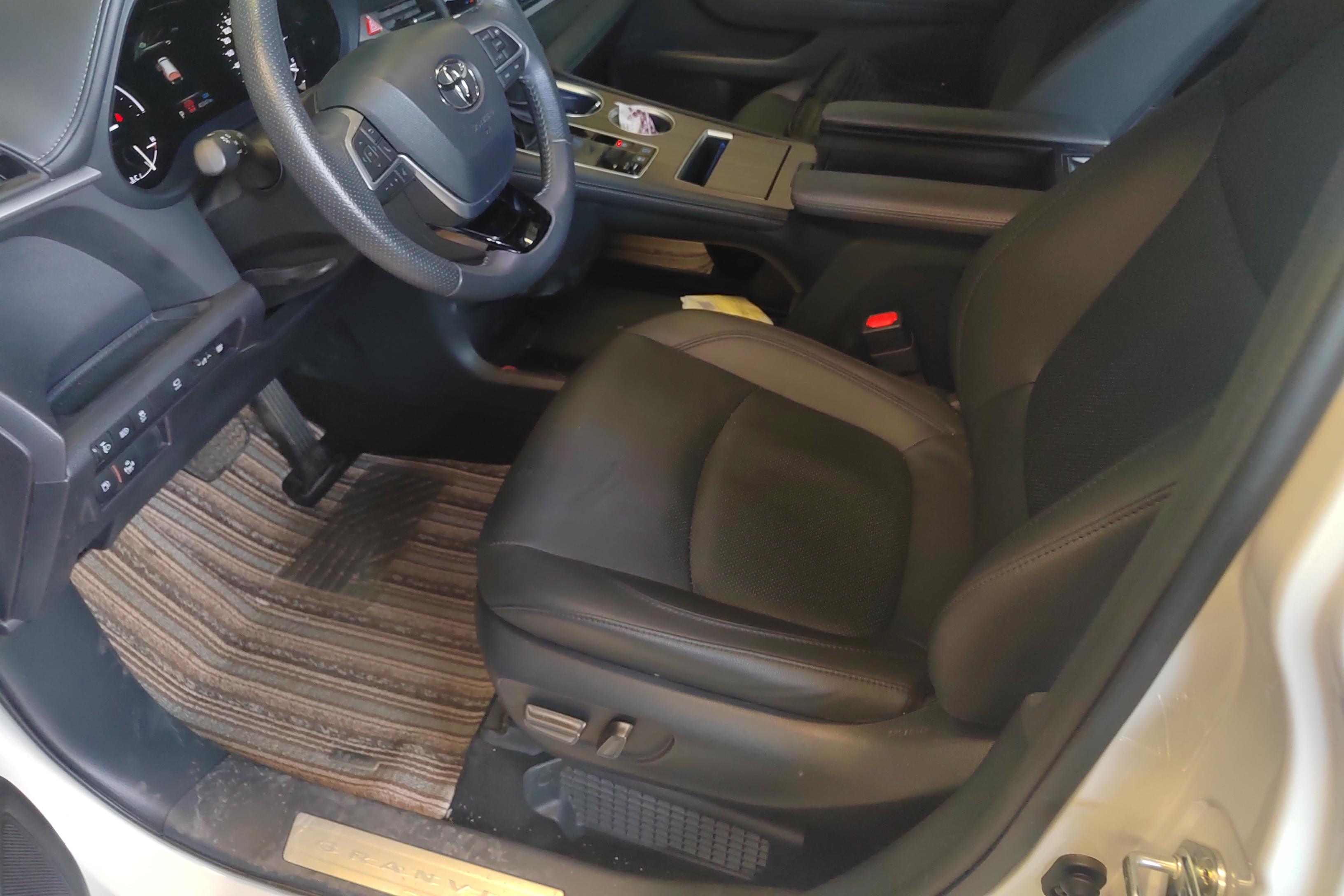 Toyota Granvia 2023 #23 Toyota Granvia 2023 immagine di auto #23