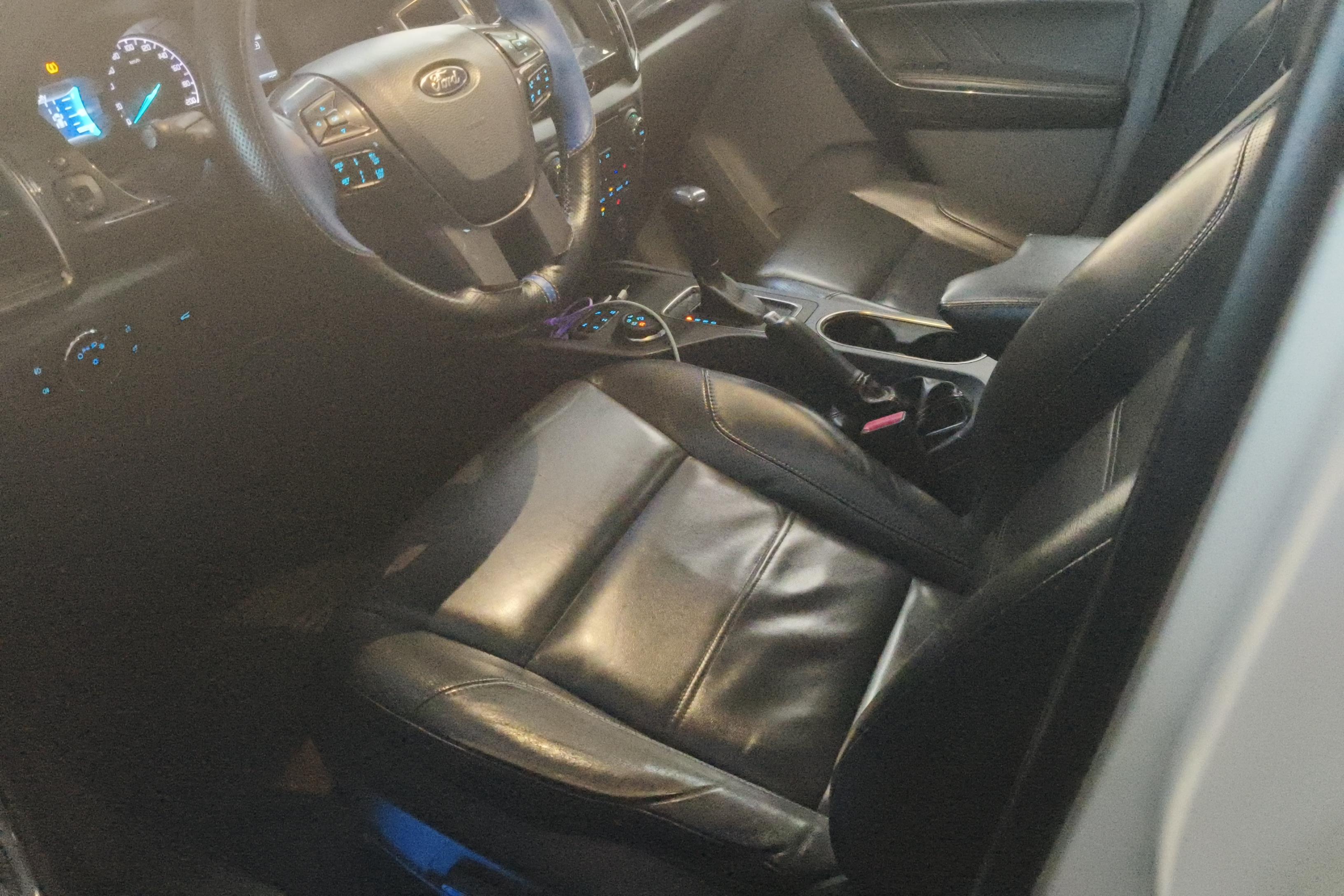 Ford Everest 2015 car image #23