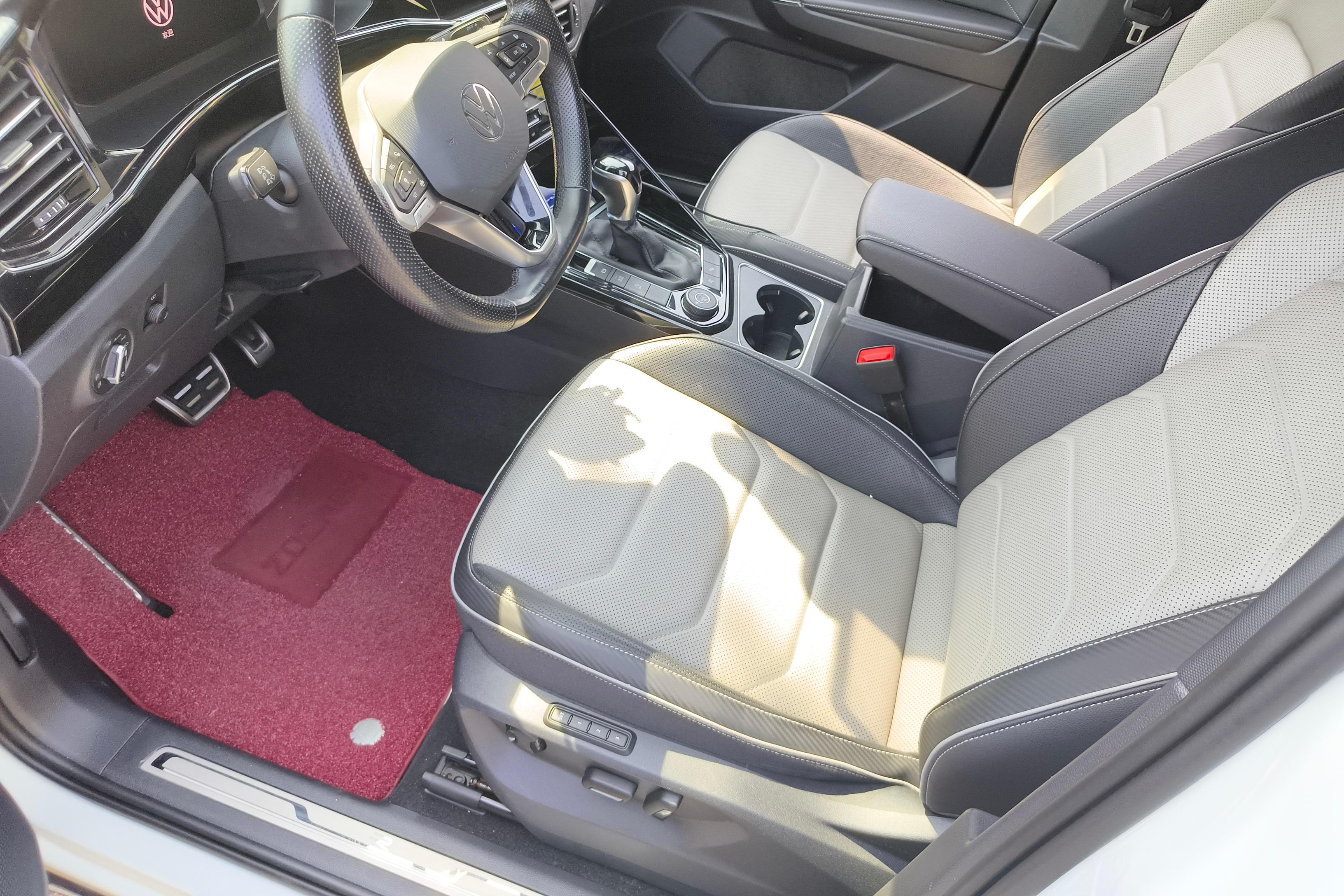 Volkswagen Tayron X 2020 car image #23