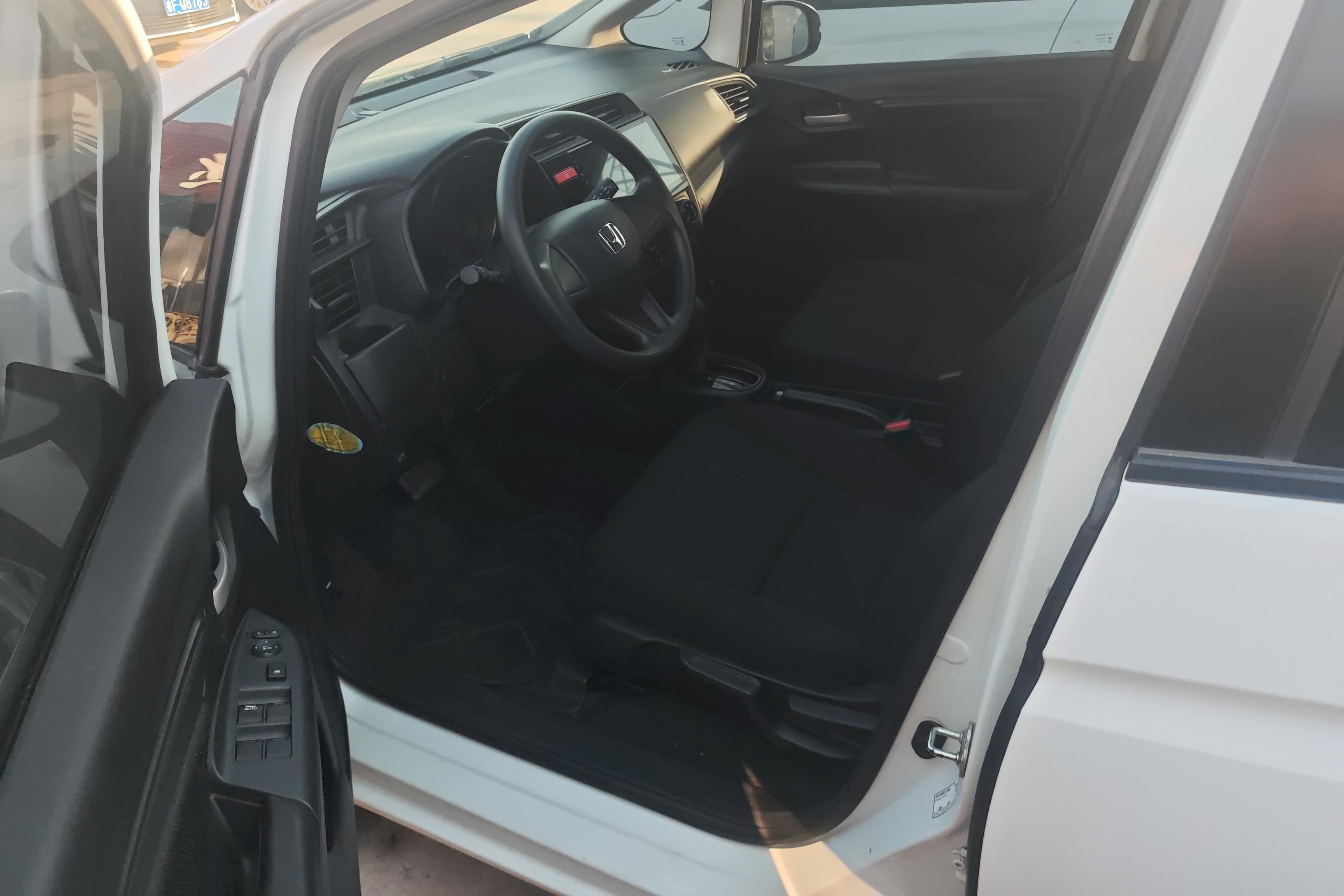 Honda Fit 2015 #23 Honda Fit 2015 car image #23