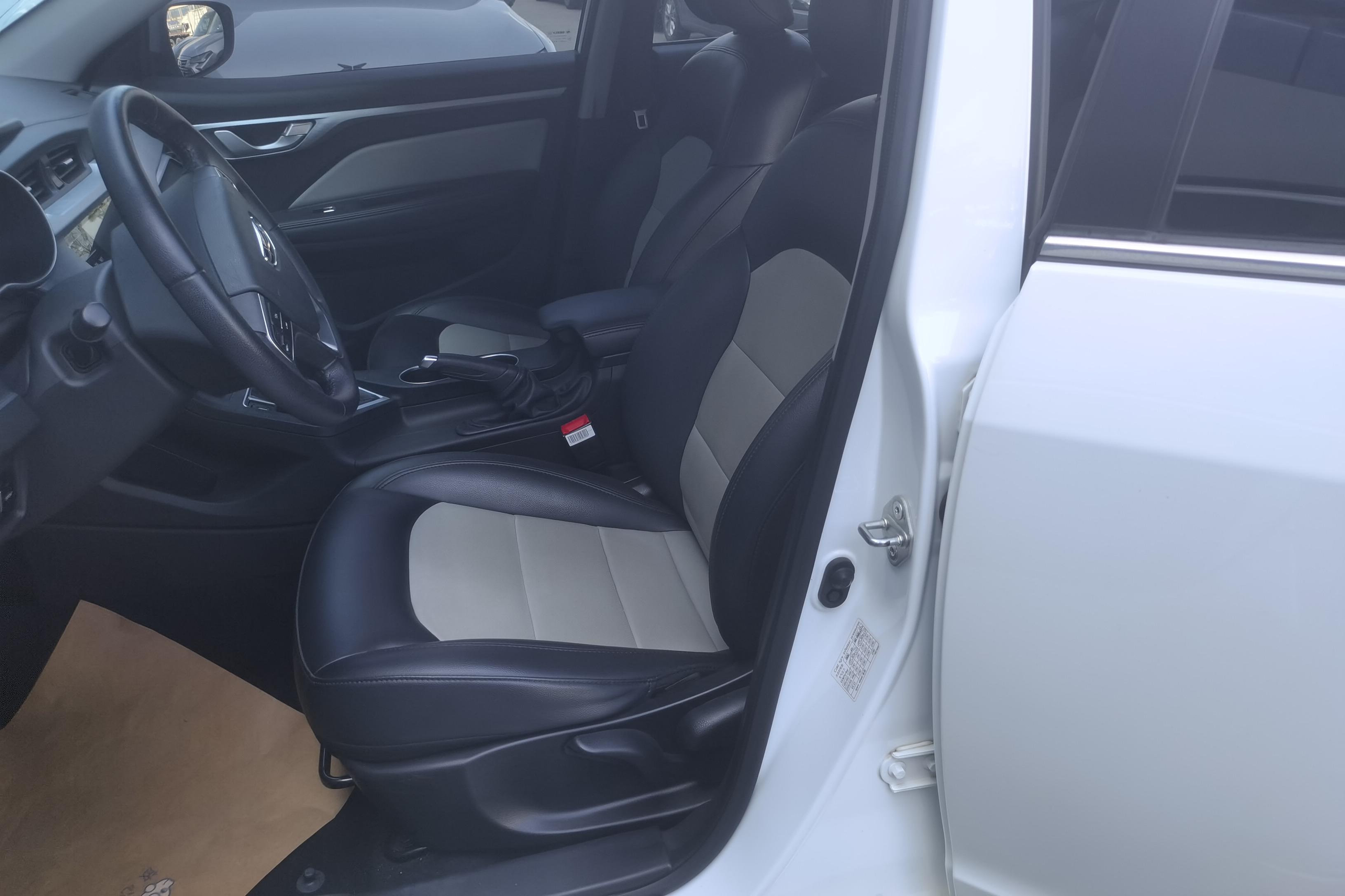 GEELY Vision 2021 car image #23