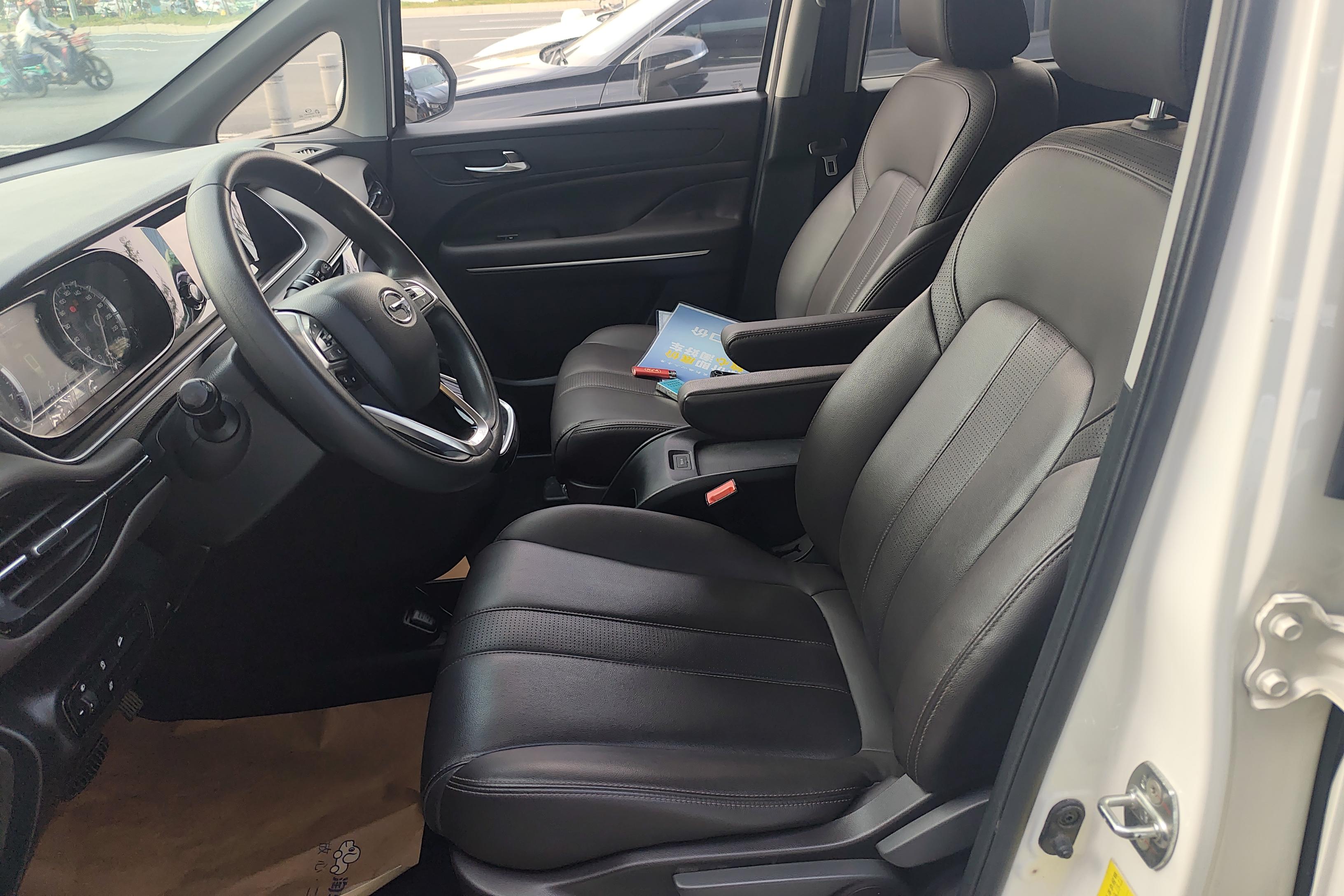 GAC Trumpchi M6 2019 car image #23