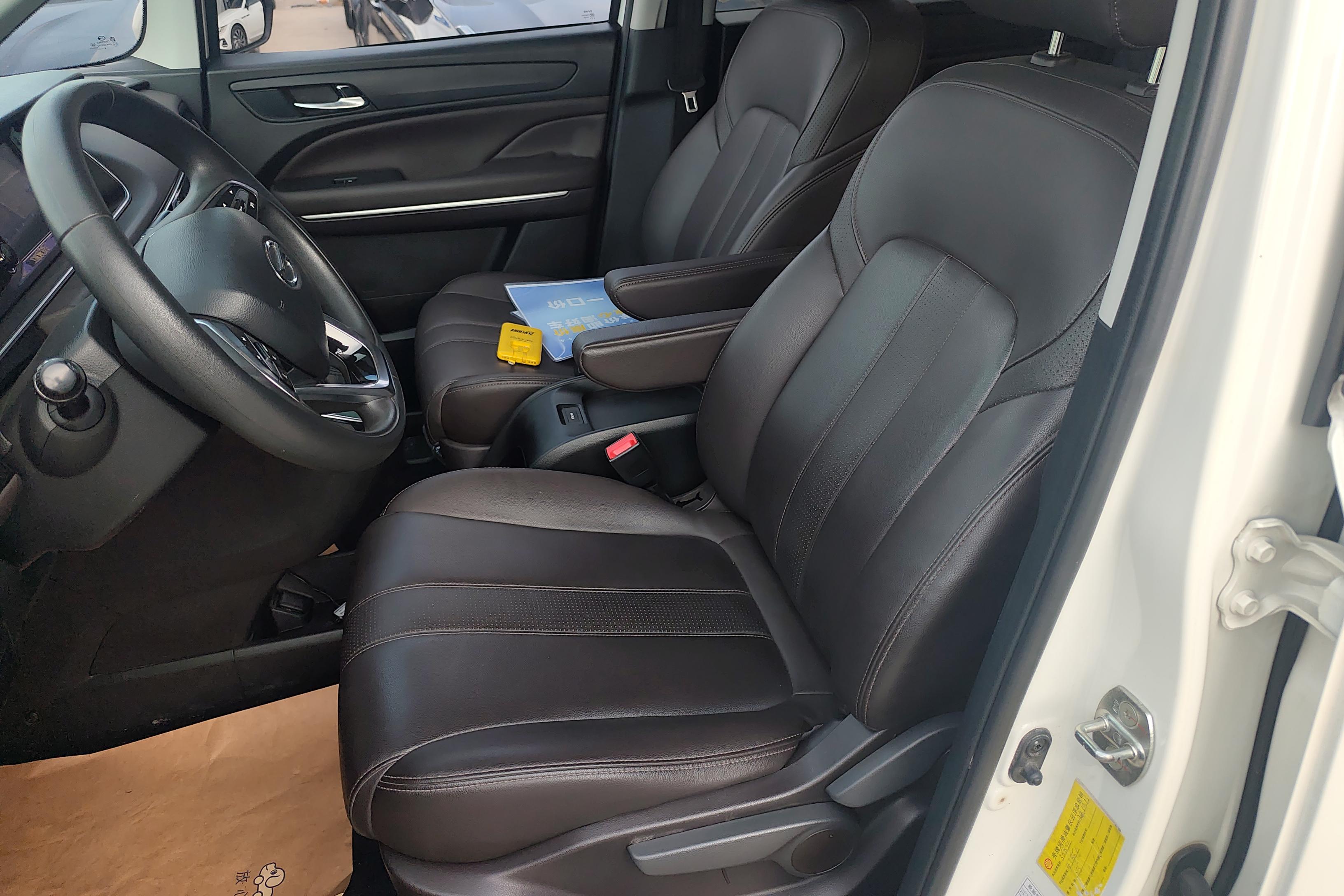 GAC Trumpchi M6 2019 #23 GAC Trumpchi M6 2019 car image #23