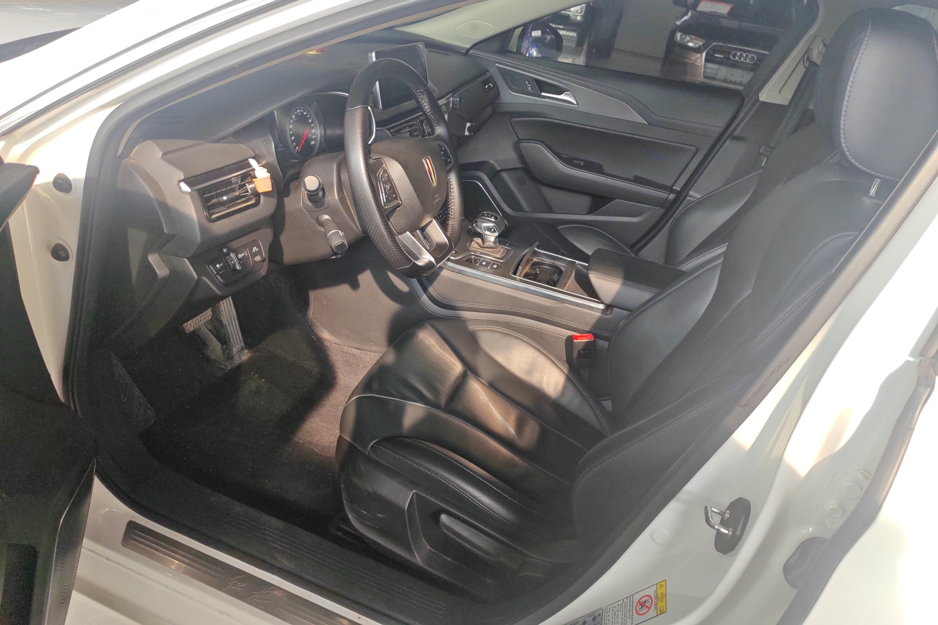 HongQi H5 2021 #23 HongQi H5 2021 car image #23