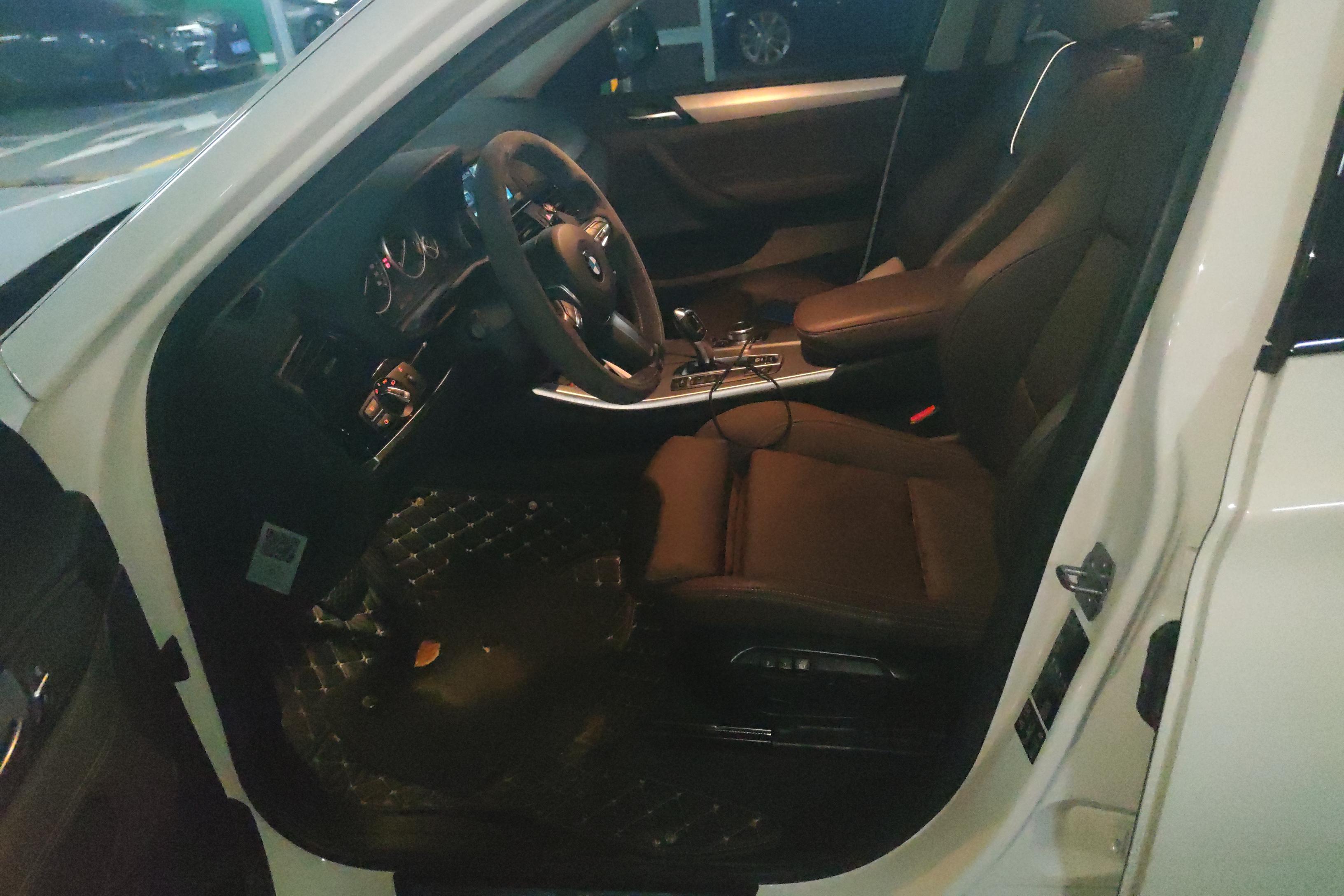 BMW X4 M40i 2018 car image #23