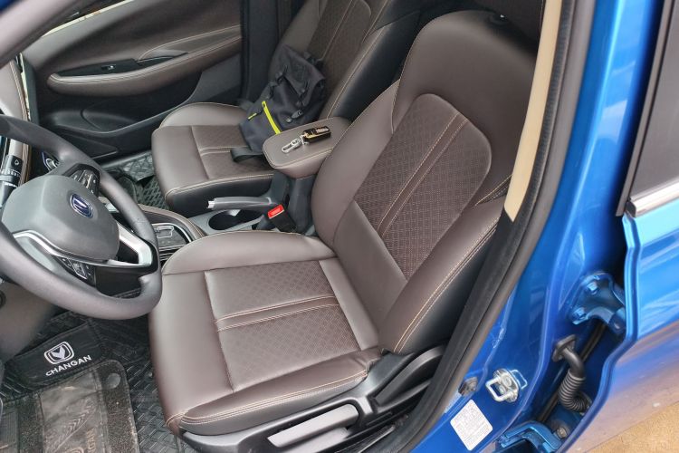 Changan Eado DT 2018 car image #23