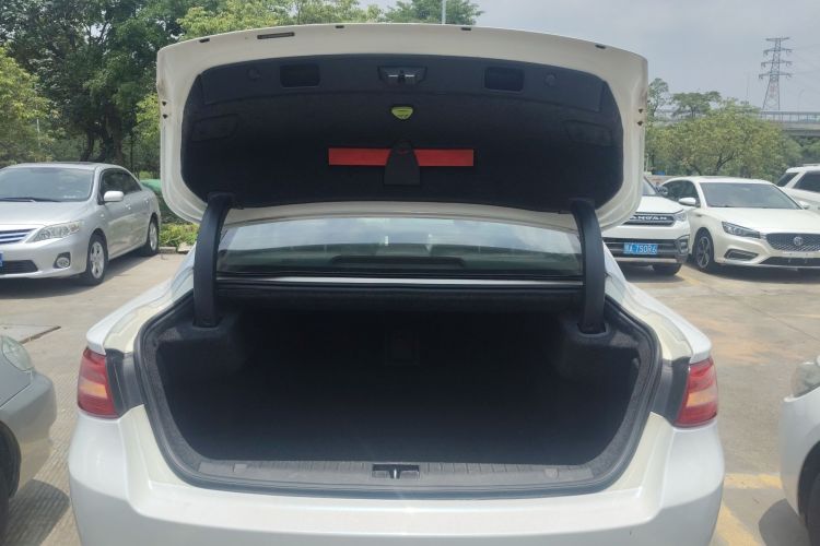 GEELY Ulion 2016 imagem de carro #23