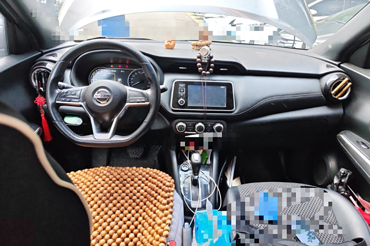 Nissan Kicks 2017 immagine di auto #23