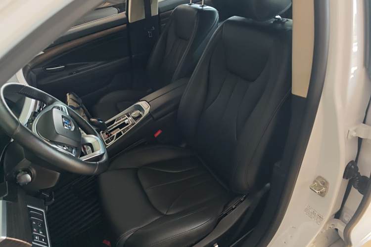 GEELY Ulion 2017 #23 GEELY Ulion 2017 immagine di auto #23