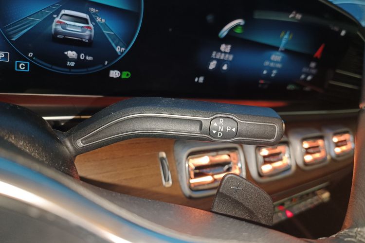 Mercedes-Benz GLE Class New Energy 2023 car image #23