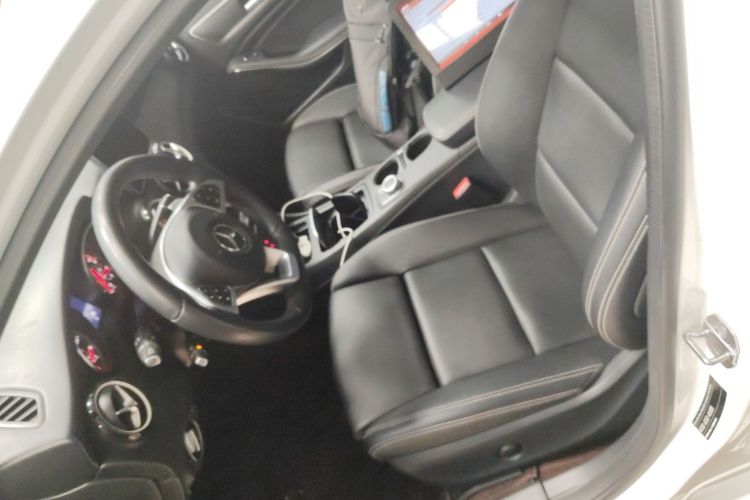 Mercedes-Benz GLA Class (Imported) 2019 car image #23