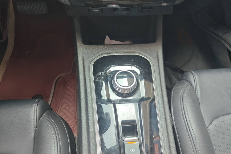 Changan Eado EV 2022 #23 Changan Eado EV 2022 car image #23