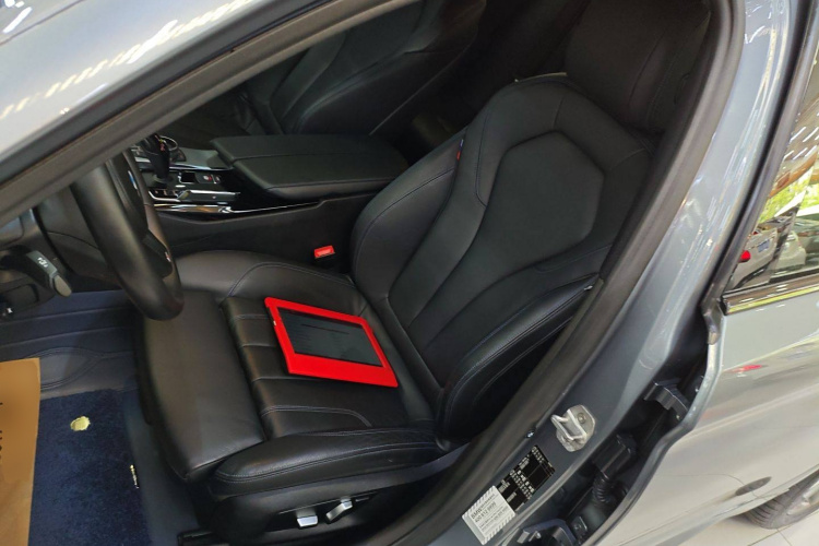 BMW 5 Series (Imported) 2018 #23 BMW 5 Series (Imported) 2018 car image #23