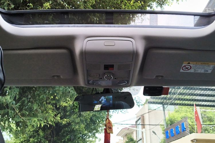 Volkswagen Sharan 2018 imagem de carro #23