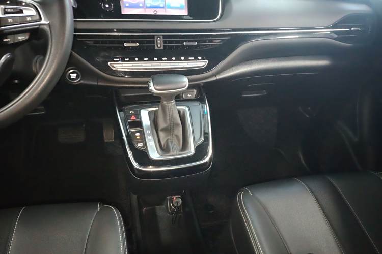 GAC Trumpchi M6 2021 #23 GAC Trumpchi M6 2021 car image #23