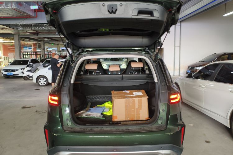 GEELY OkavangoPRO 2024 #23 GEELY OkavangoPRO 2024 car image #23