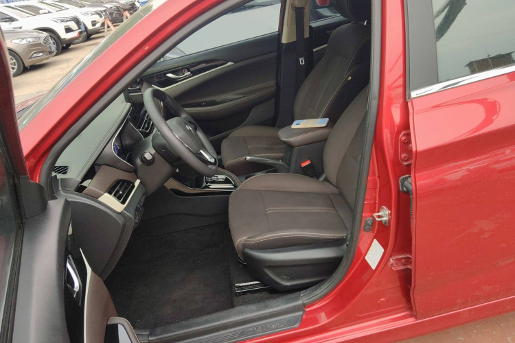 Changan Eado DT 2018 car image #23