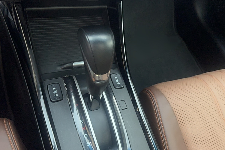 Honda Jade 2017 car image #23