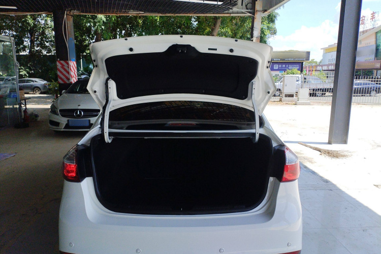 Kia K3 2017 #23 Kia K3 2017 car image #23