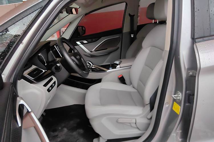 GEELY JiaJi New Energy 2021 car image #23