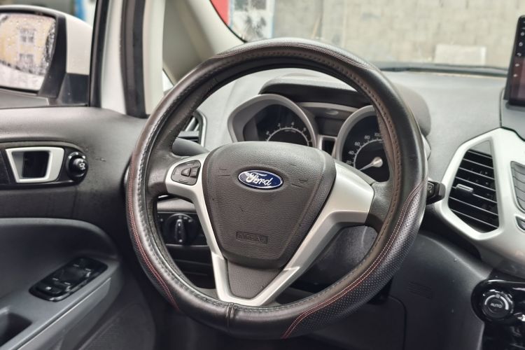 Ford EcoSport 2016 изображение автомобиля #23