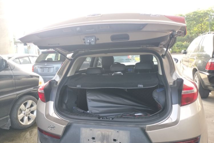 GEELY Emgrand GSe 2017 #23 GEELY Emgrand GSe 2017 car image #23