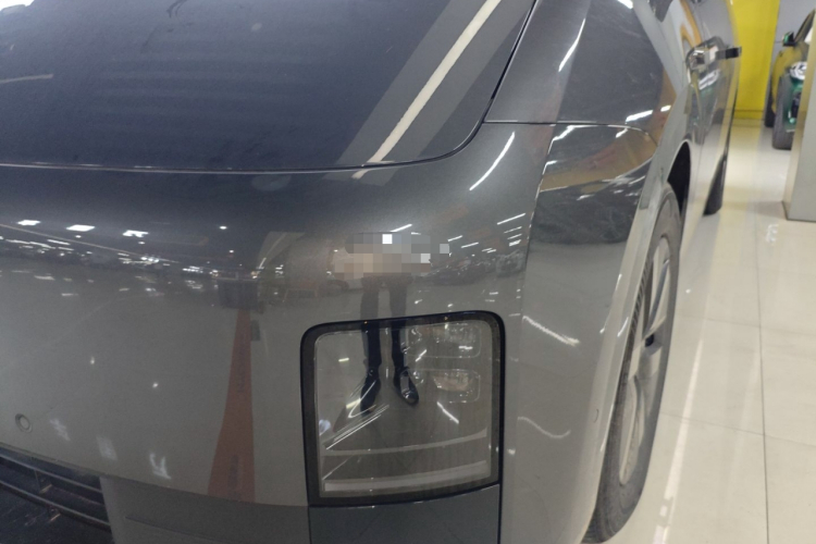 理想汽车 理想MEGA 2024 汽车图片 #23